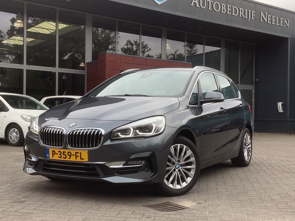 BMW 2-serie Active Tourer AUT. Business Edition Plus I panorama I leder