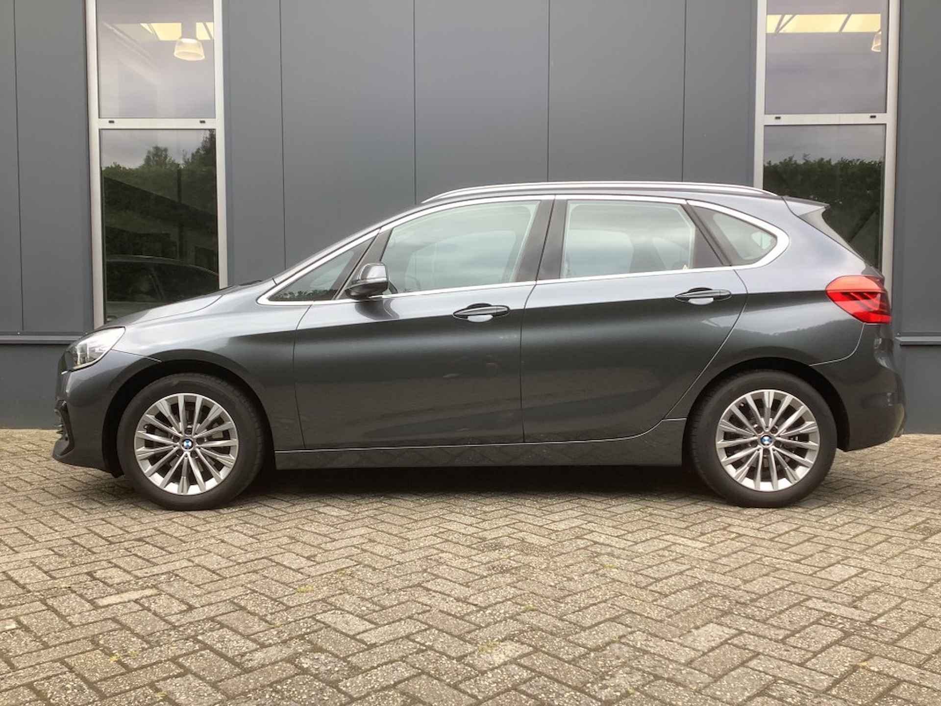 BMW 2-serie Active Tourer AUT. Business Edition Plus I panorama I leder - 4/24