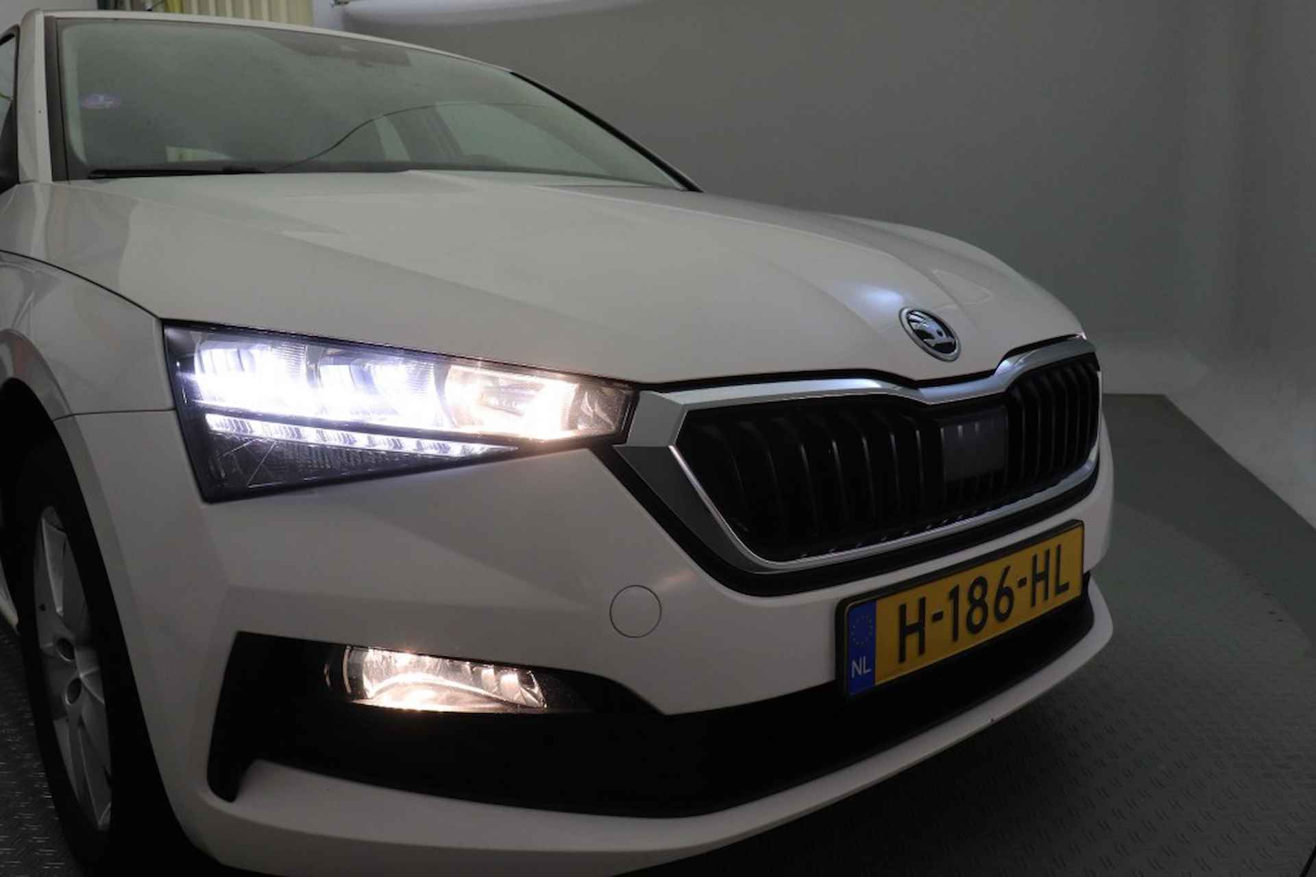 SKODA Scala 1.0 TSI Ambition - 18/22