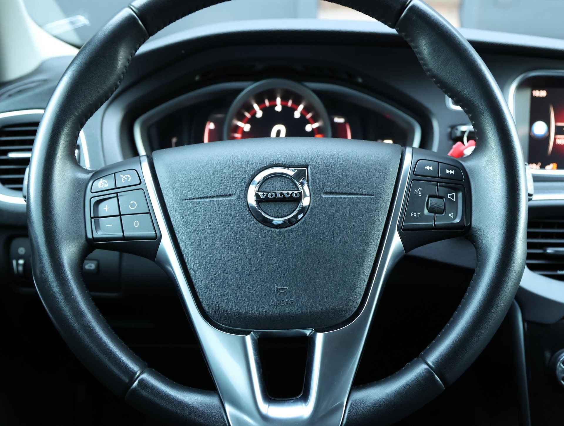 Volvo V40 1.5 T2 Polar+ (1ste eig.|LED|Climate|NAV.|PDC) - 24/41