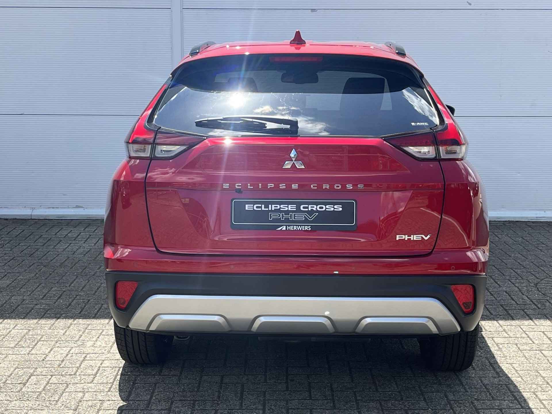 Mitsubishi Eclipse Cross 2.4 PHEV Intense+ / 8 Jaar Fabrieksgarantie / Navigatie + Apple Carplay/Android Auto / Parkeerhulp / Climate Control / Achteruitrijcamera / - 21/38