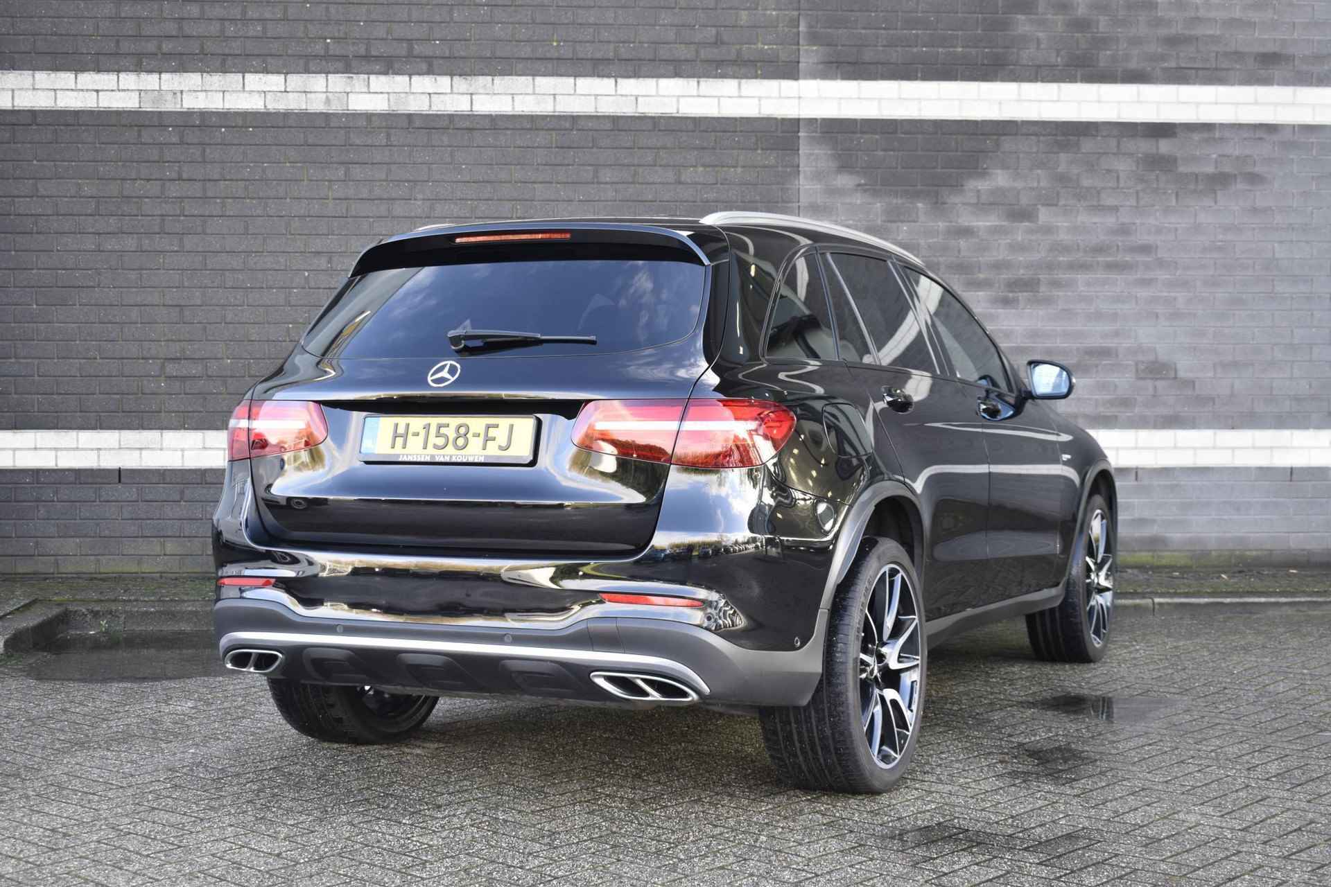 Mercedes-Benz GLC-klasse AMG 43 4MATIC / Panoramadak / Luchtvering / 21" Velgen / Parkeer pakket - 2/30