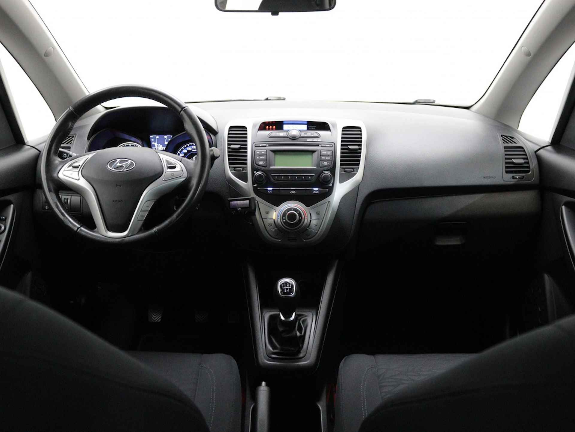 Hyundai ix20 1.4i i-Motion | Trekhaak | Parrot | Airco | - 18/36