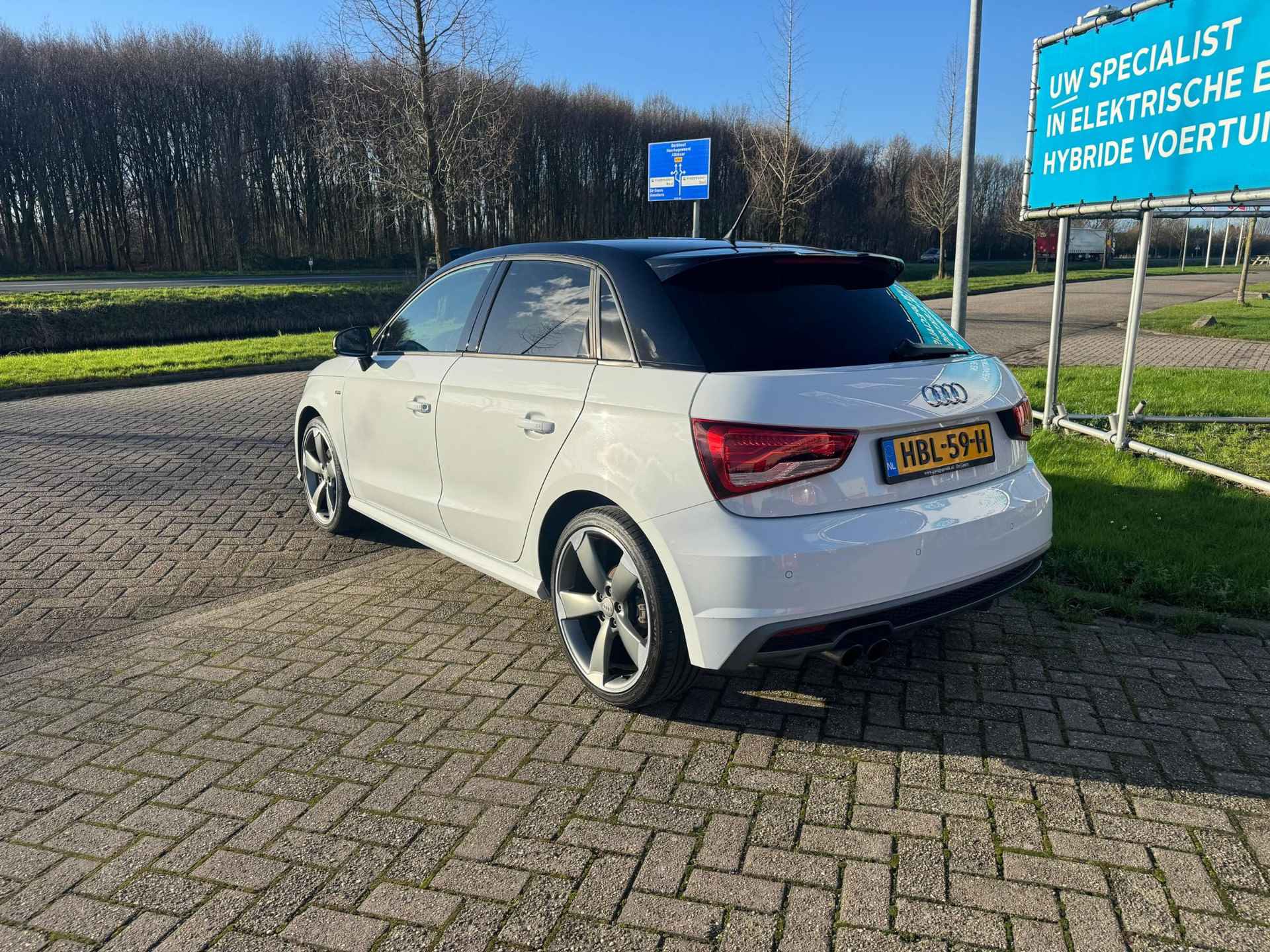 Audi A1 Sportback 1.4 TFSI S-LINE CARPLAY/KEYLESS/XENON Audi A1 Sportback 1.4 TFSI Sport Pro Line S - 4/34