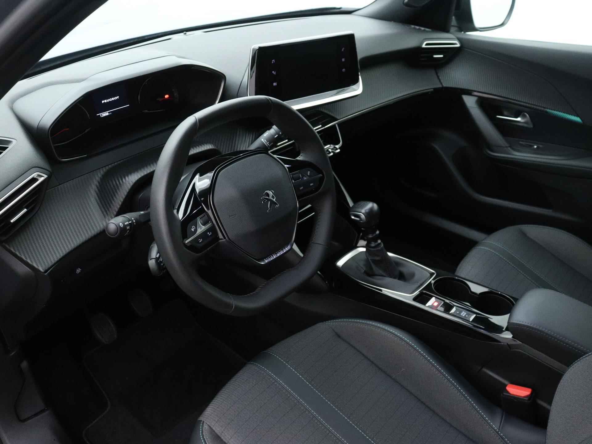 Peugeot 2008 Allure 100pk | Navigatie | Climate Control | Licht Metalen Velgen 17"| Stof/Kunstlederen Bekleding | Apple Carplay/Android Auto - 19/37