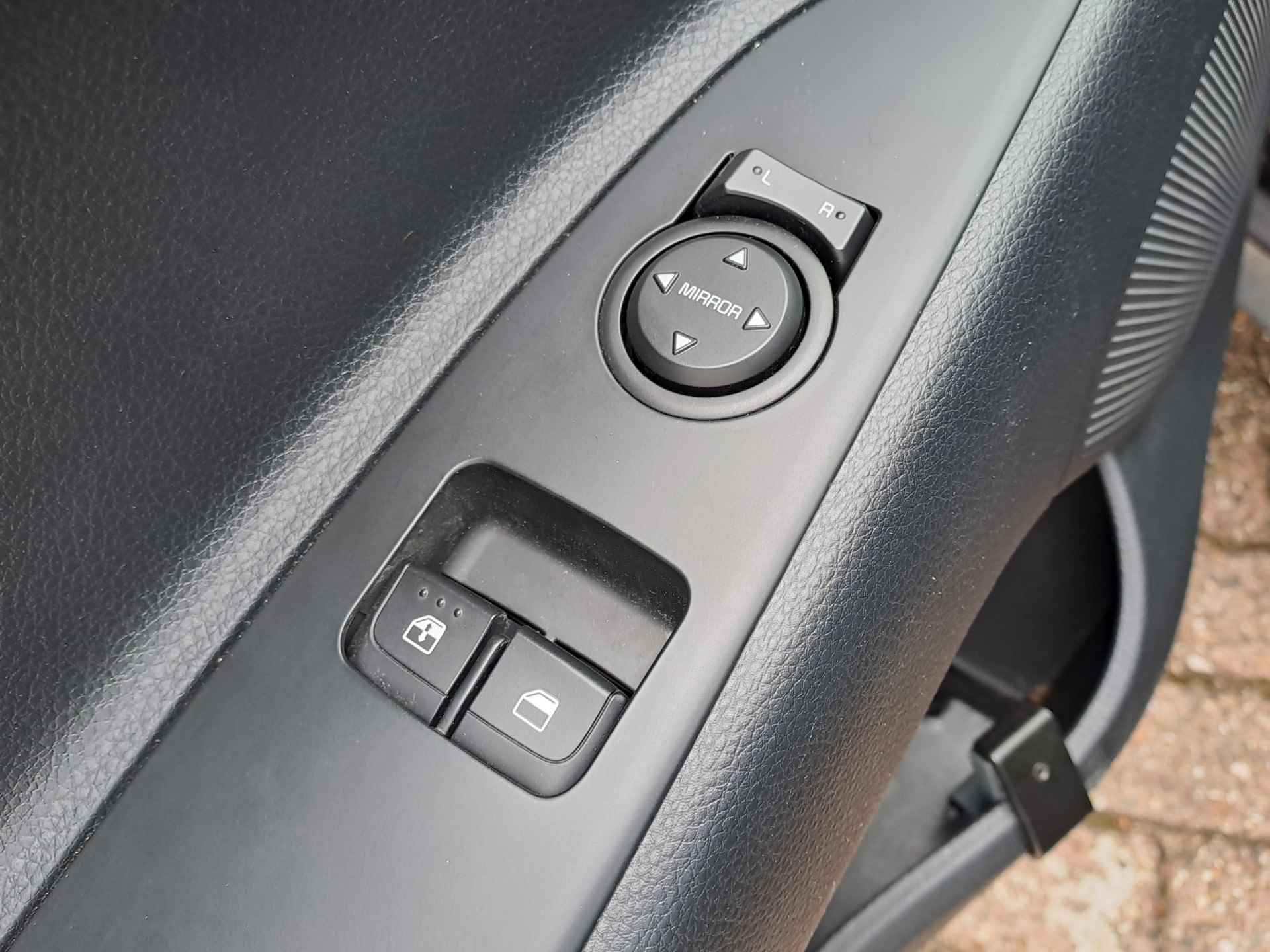 Kia Stonic 1.0 T-GDi MHEV DynamicLine |Camera | Navi | Apple Carplay - 13/30