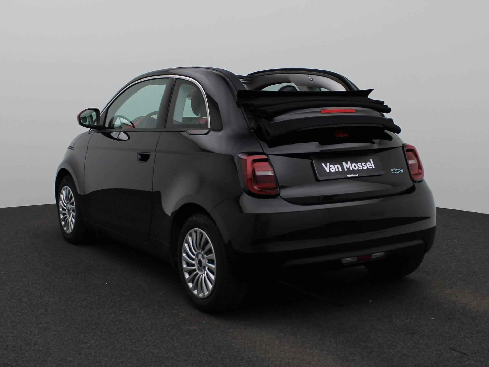 Fiat 500e C RED 42 kWh | Navigatie | Climate Control | - 2/40