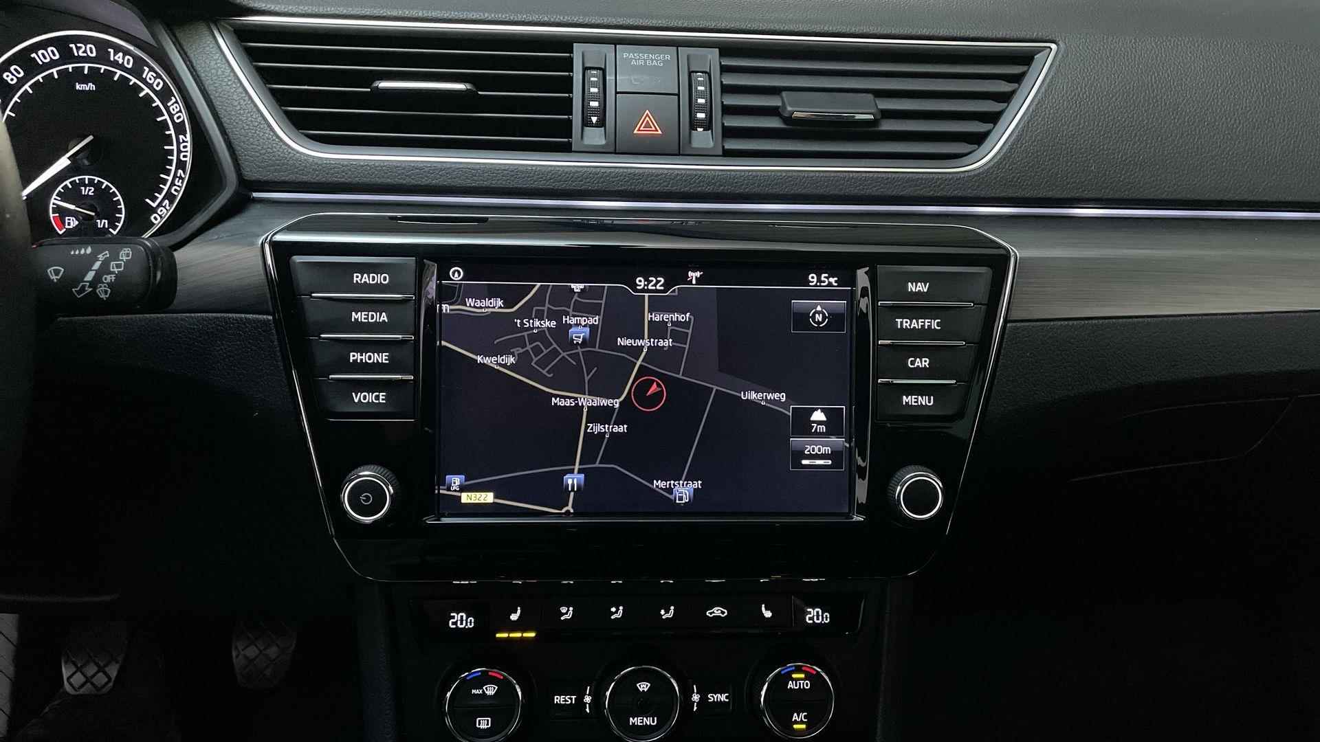 Skoda Superb Combi 1.4 TSI 150pk ACT Style Business Navigatie Camera Stoelverwarming DAB+ - 7/32