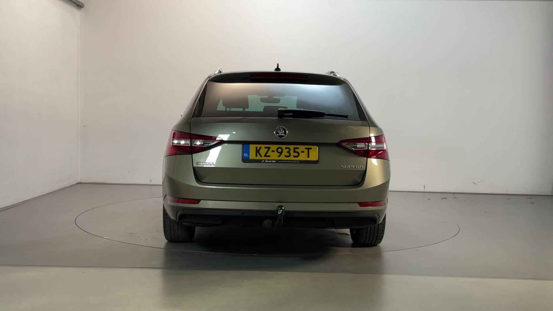 Skoda Superb Combi 1.4 TSI 150pk ACT Style Business Navigatie Camera Stoelverwarming DAB+ - 14/32