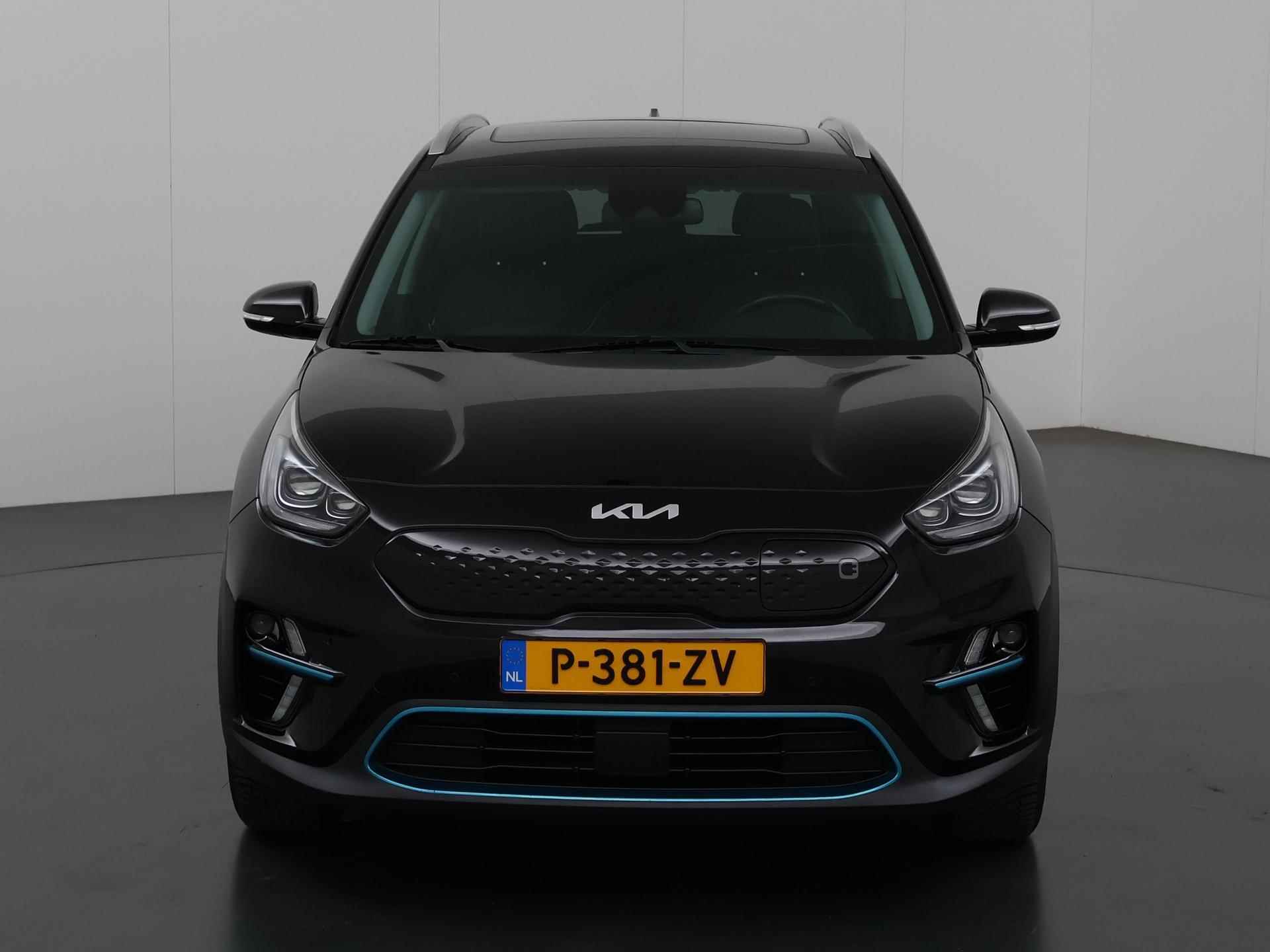 Kia e-Niro DynamicPlusLine 64 kWh | Panoramadak | Stoel/Stuurwielverwarming | Adaptieve Cruise Control | Keyless Go | LED Koplampen | - 4/39