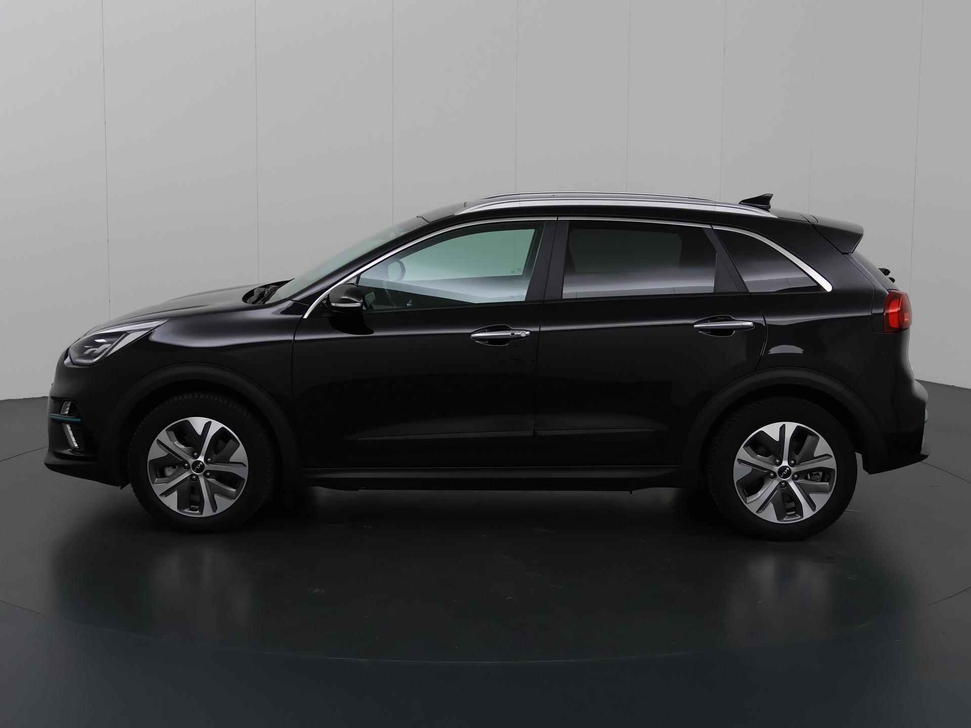 Kia e-Niro DynamicPlusLine 64 kWh | Panoramadak | Stoel/Stuurwielverwarming | Adaptieve Cruise Control | Keyless Go | LED Koplampen | - 6/39