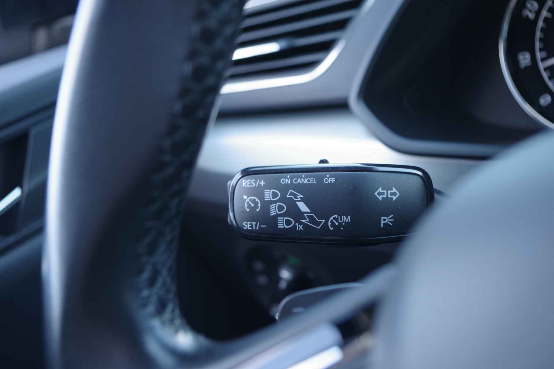 Škoda Superb Combi 1.4 TSI ACT 150 PK Automaat Clever Edition, Panoramadak, LED, Stoelverwarming, Memory Seats - 8/32