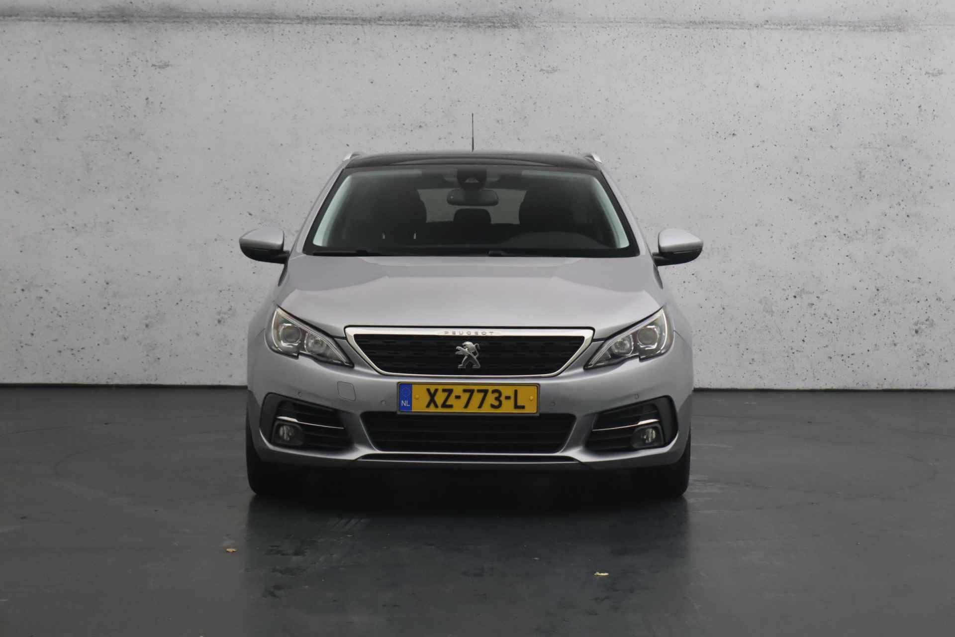 Peugeot 308 SW 1.2 PureTech Blue Lease Executive | Panoramadak | Airconditioning | Cruise control | Apple carplay | Parkeersensoren - 9/31