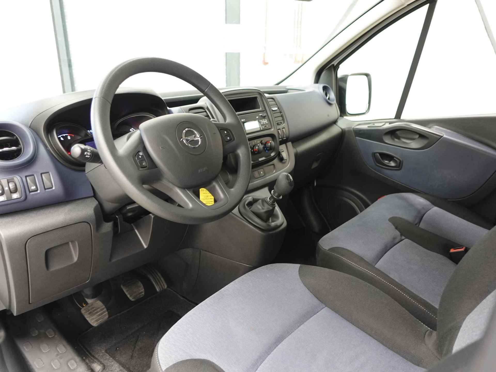 Opel Vivaro Combi 1.6 CDTI L1H1 9-PERSOONS Personenbus Incl. BTW/Bpm Airco Bluetooth - 2/40