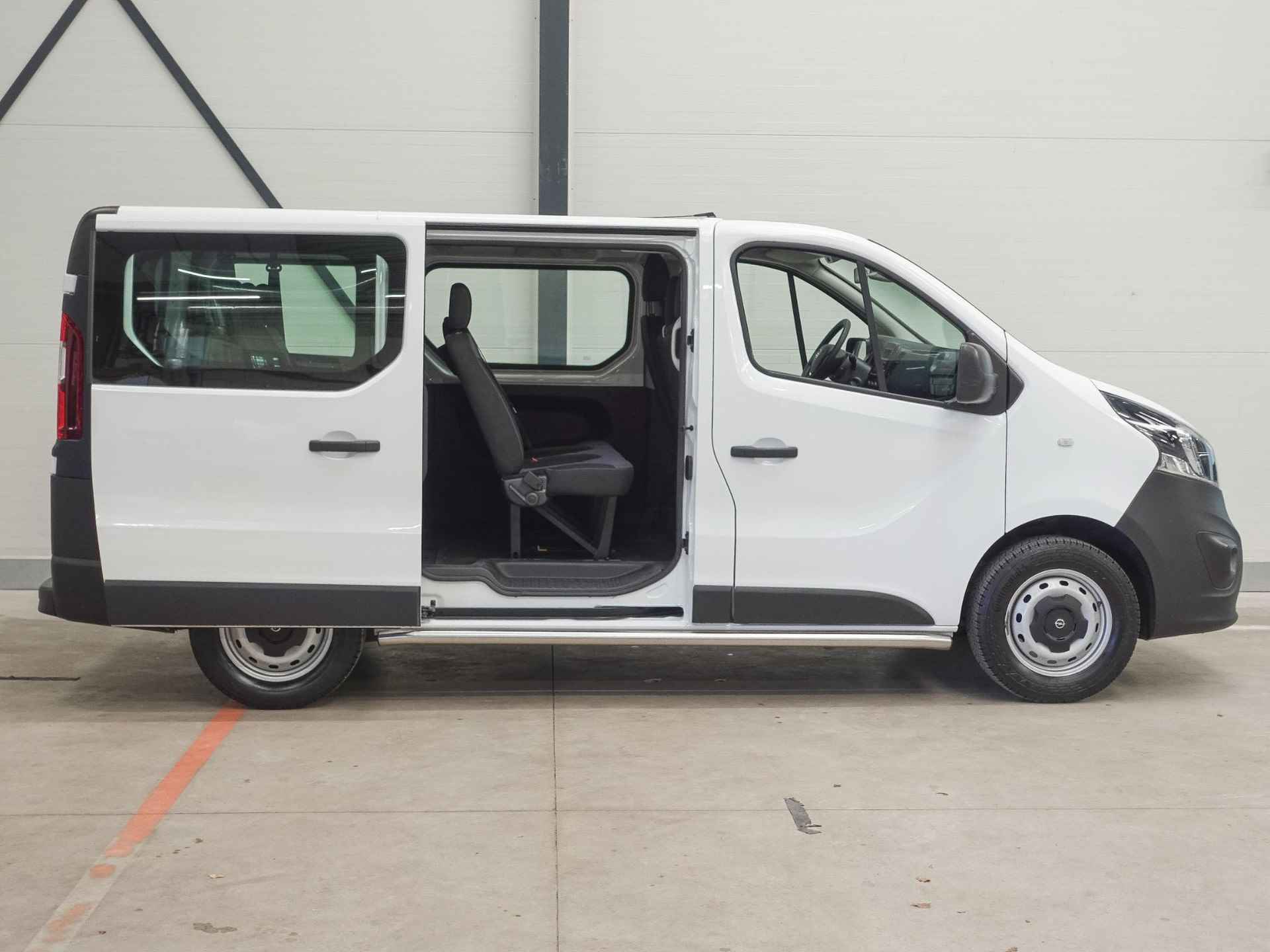 Opel Vivaro Combi 1.6 CDTI L1H1 9-PERSOONS Personenbus Incl. BTW/Bpm Airco Bluetooth - 9/40