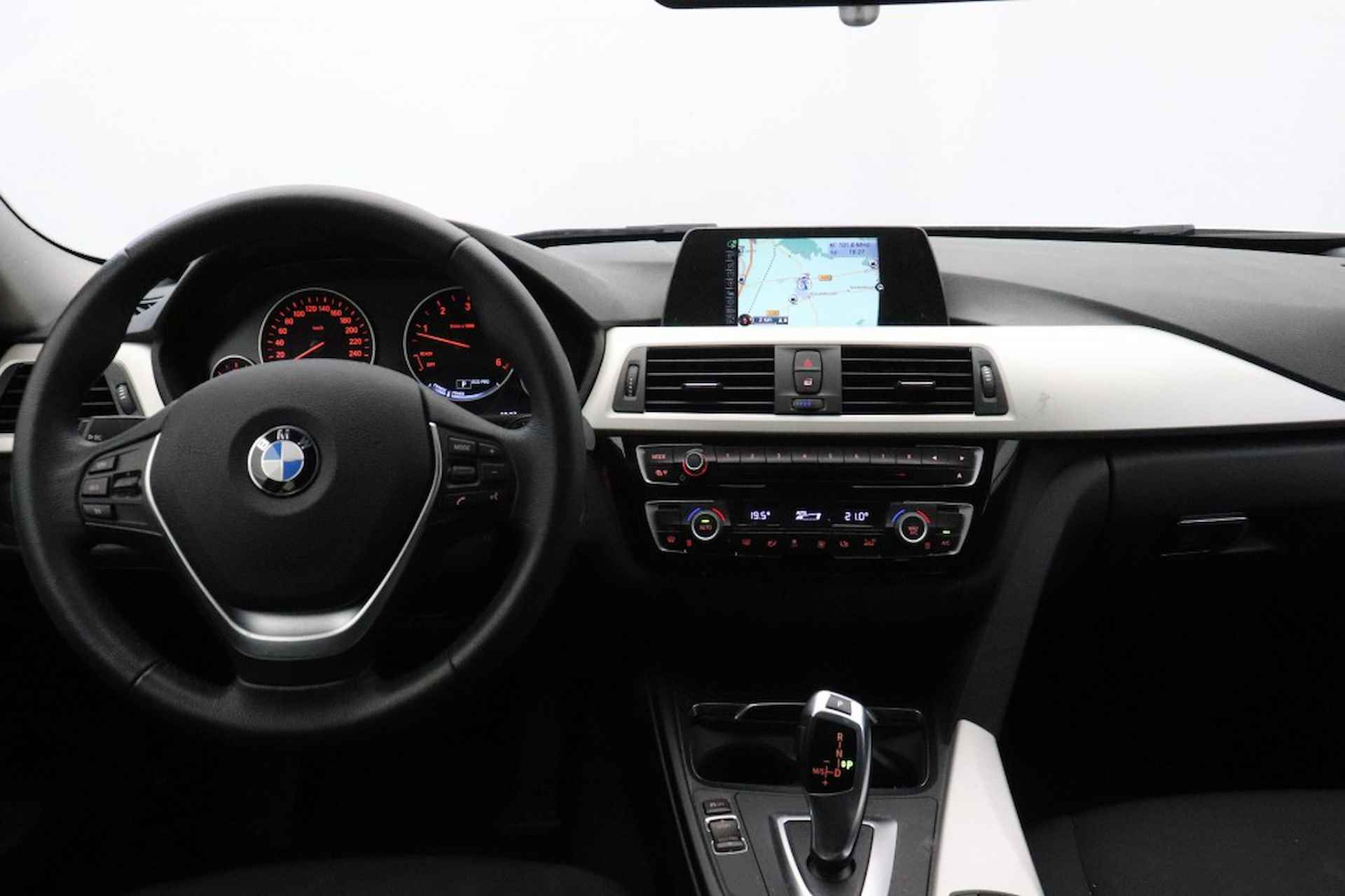 BMW 3-serie 320D Touring Executive Automaat - Navi, Clima, LED - 4/30