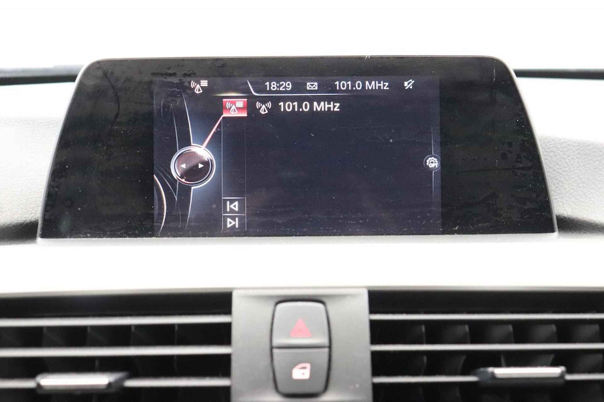 BMW 3-serie 320D Touring Executive Automaat - Navi, Clima, LED - 20/30