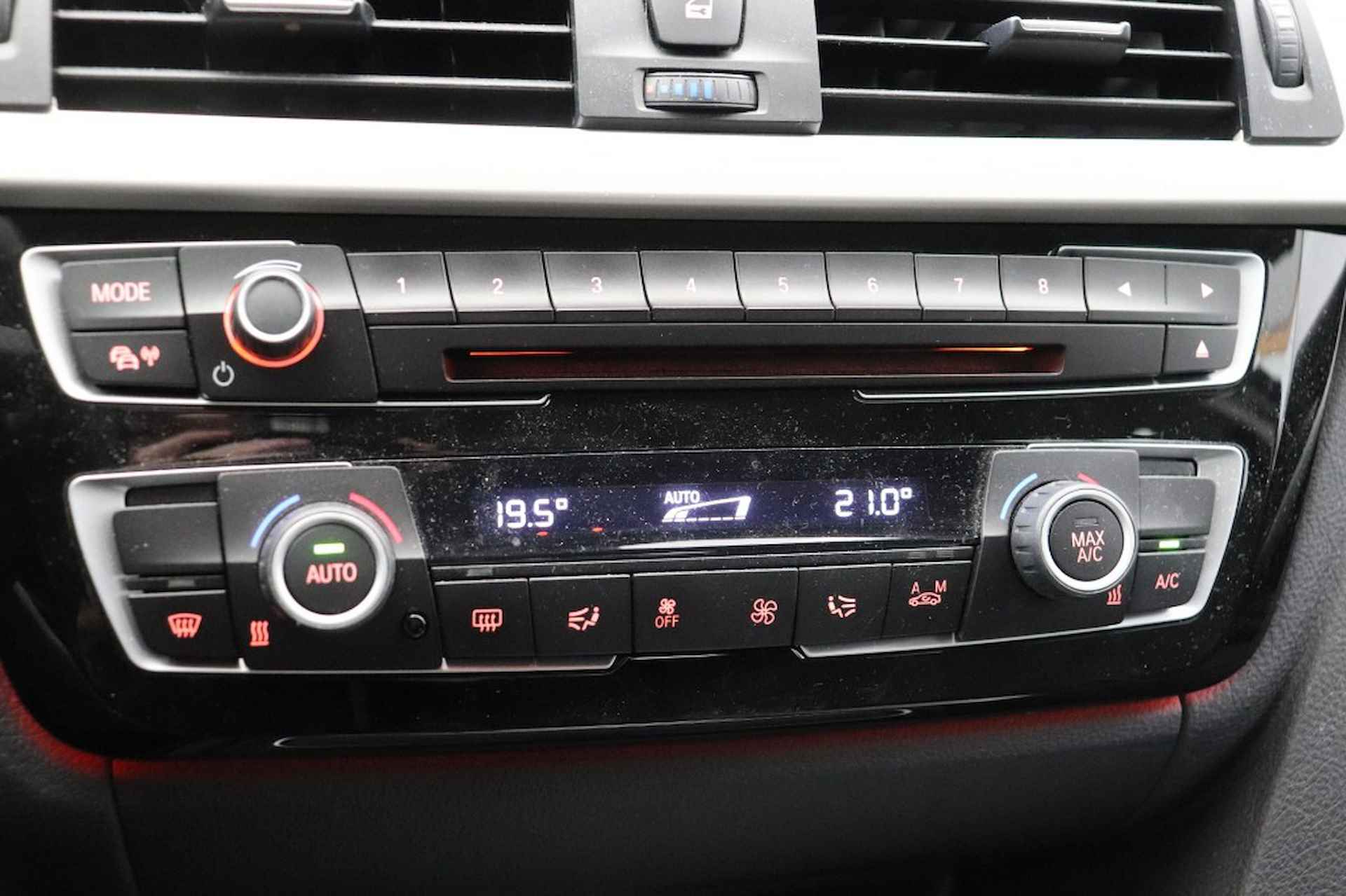 BMW 3-serie 320D Touring Executive Automaat - Navi, Clima, LED - 21/30