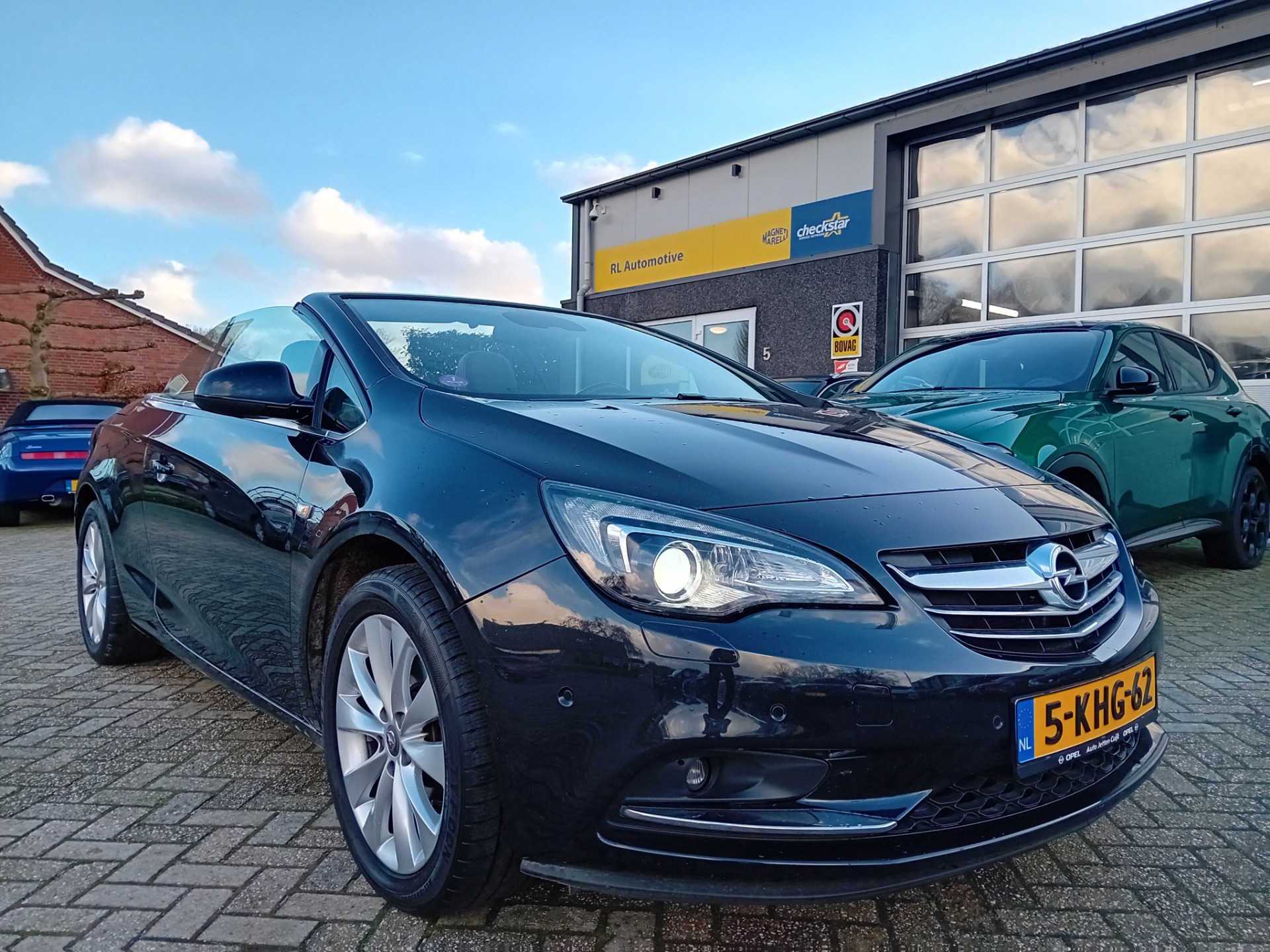 Opel Cascada 1.4 Turbo ecoFLEX Cosmo - Leder - Navigatie bij viaBOVAG.nl