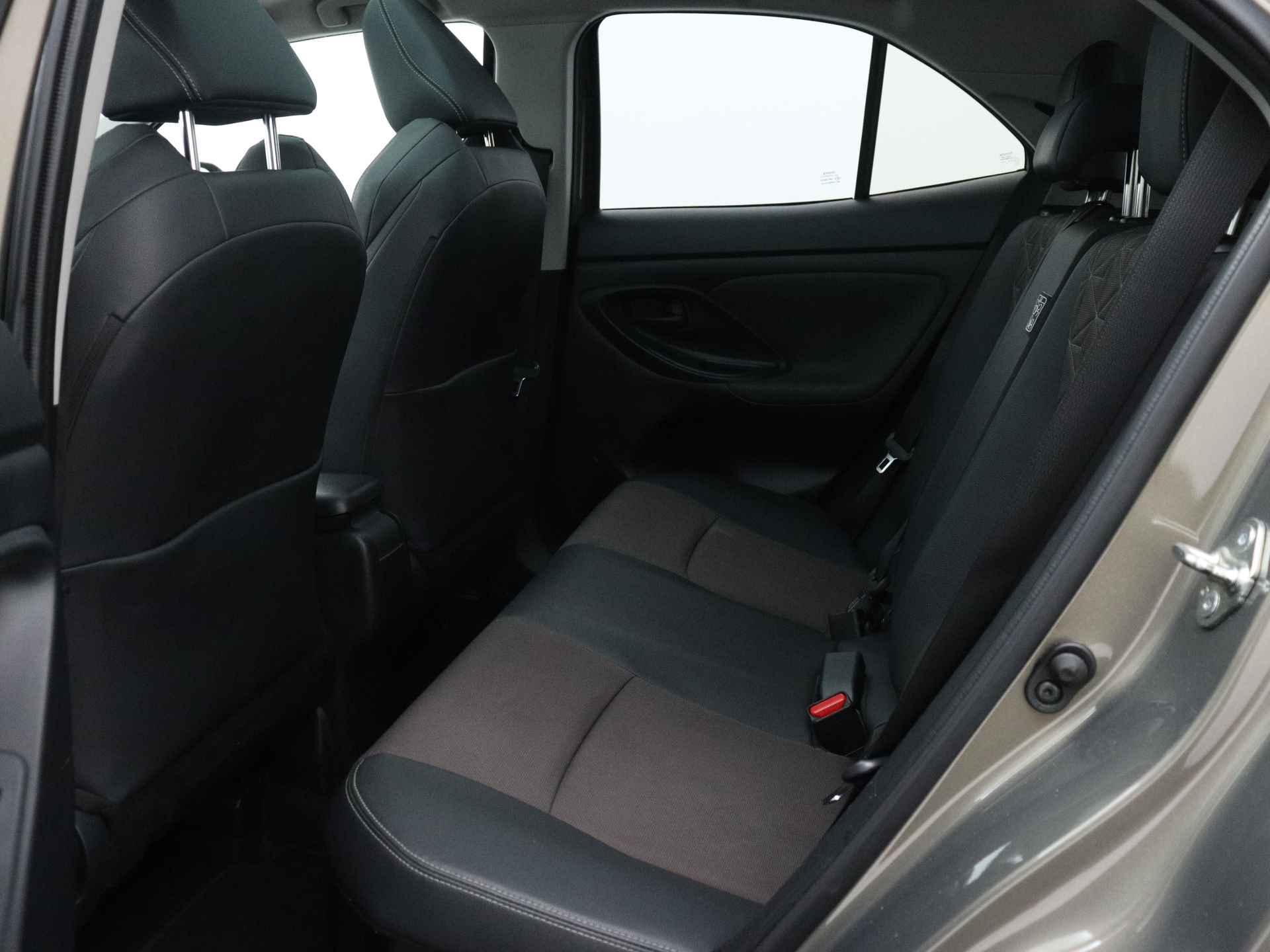 Toyota Yaris Cross 1.5 Hybrid Executive Limited | Half-Leder Interieur | - 21/44