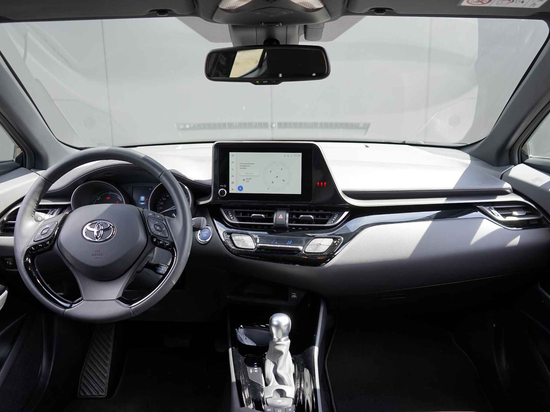 Toyota C-HR 1.8 Hybrid Dynamic Eig./Dealeronderh./Facelift/Carplay/LED/Camera/Keyless/Stoel+Stuurverw./Adapt. cruise/lane/Clima - 12/31