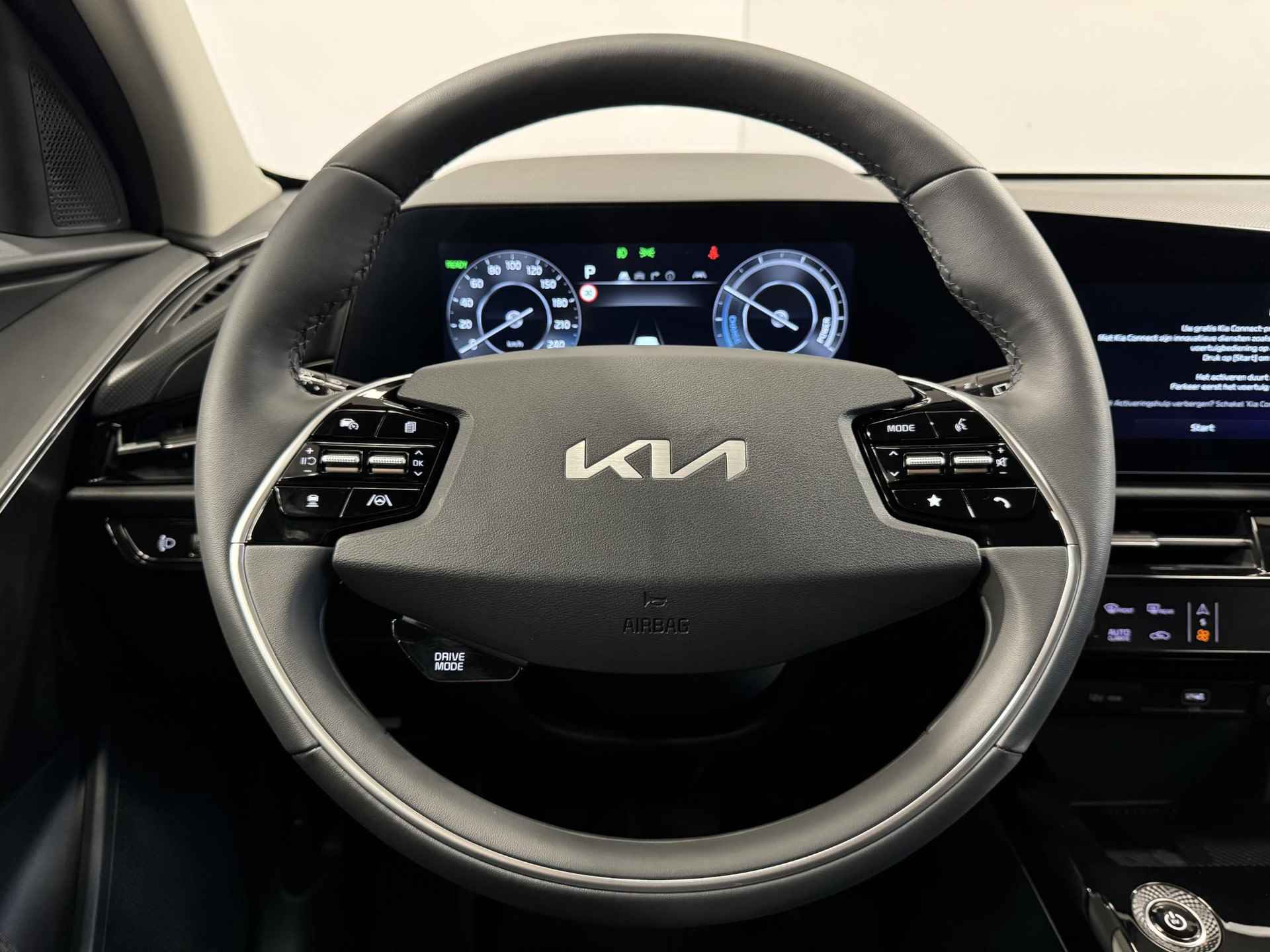 Kia Niro EV Edition Advanced 64.8 kWh | €1.500,- Korting | Private Lease vanaf €509,- p.m. | Stoel- & Stuurverwarming | Apple Carplay & Android Auto | KIA Leiderdorp 071 760 06 00 - 21/41