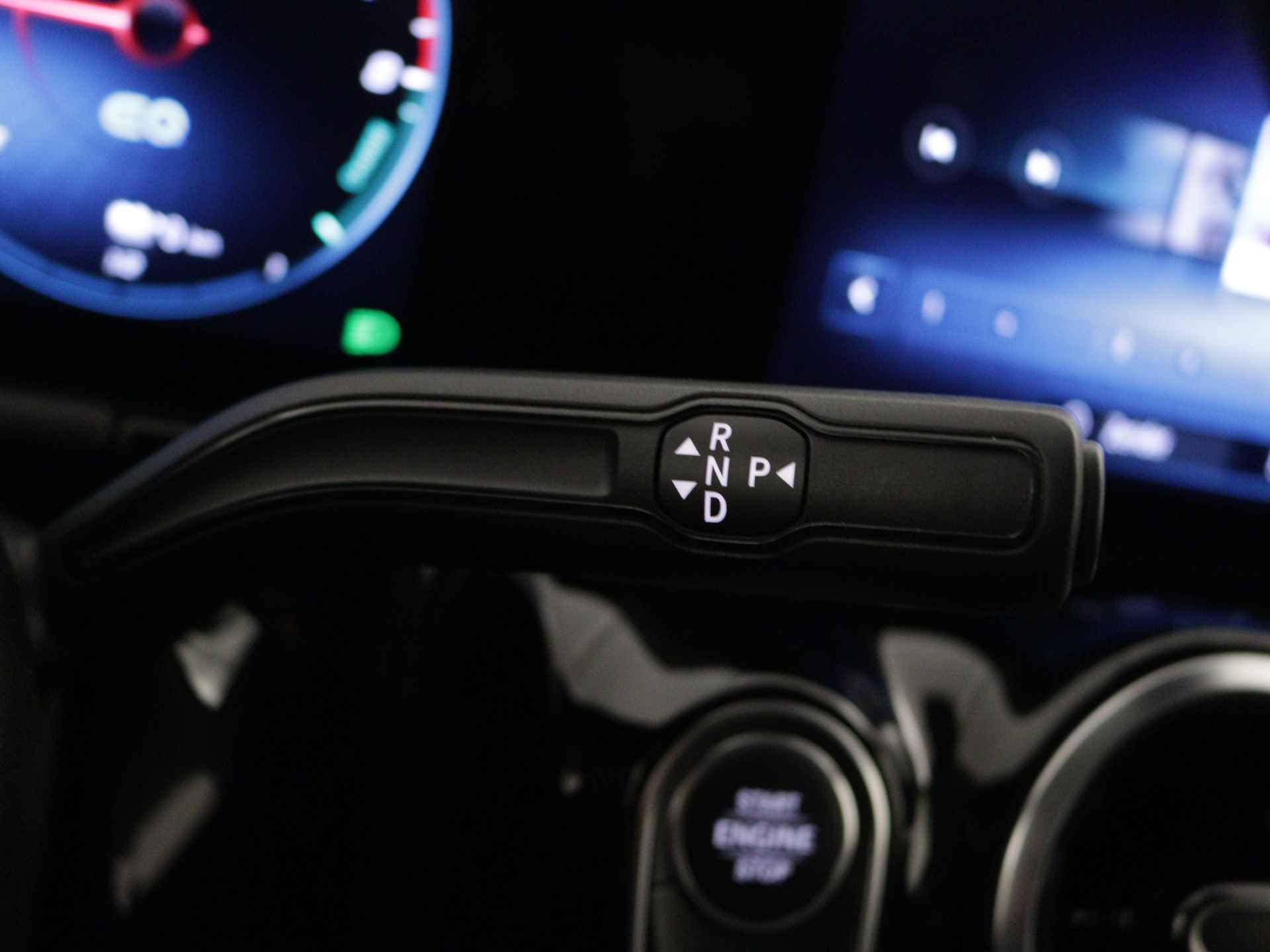 Mercedes-Benz GLA 250 e Progressive | Trekhaak | Augmented reality | Stoelverwarming | Parkeerpakket met Camera | Car Play | DAB | LED | Inclusief 24 maanden Mercedes-Benz Certified garantie voor Europa. - 25/45