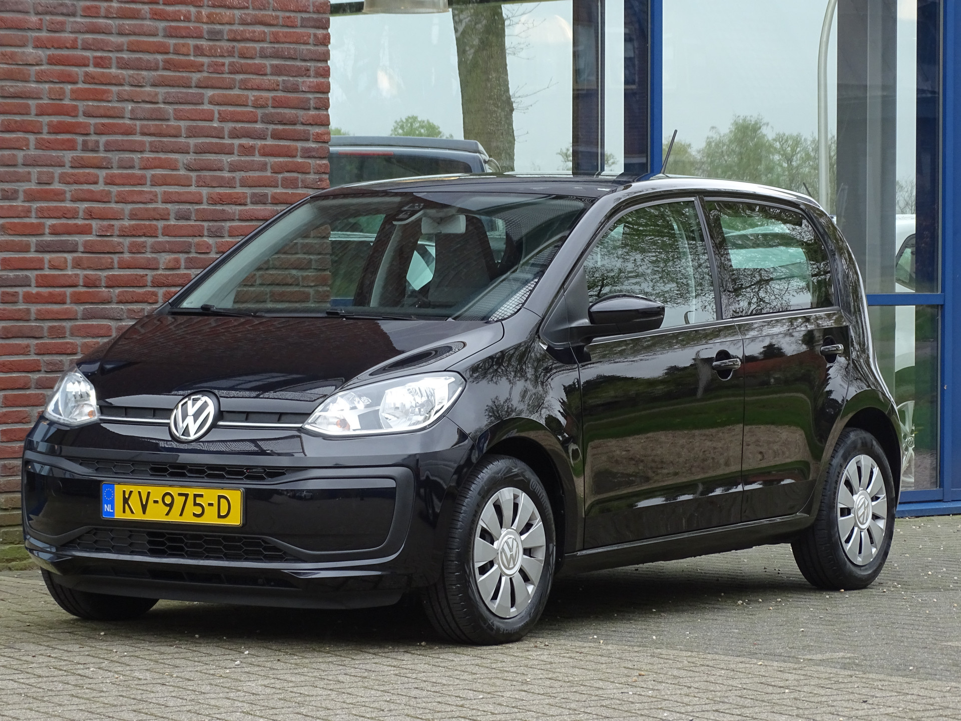 Volkswagen up! 1.0 BMT move up! bij viaBOVAG.nl