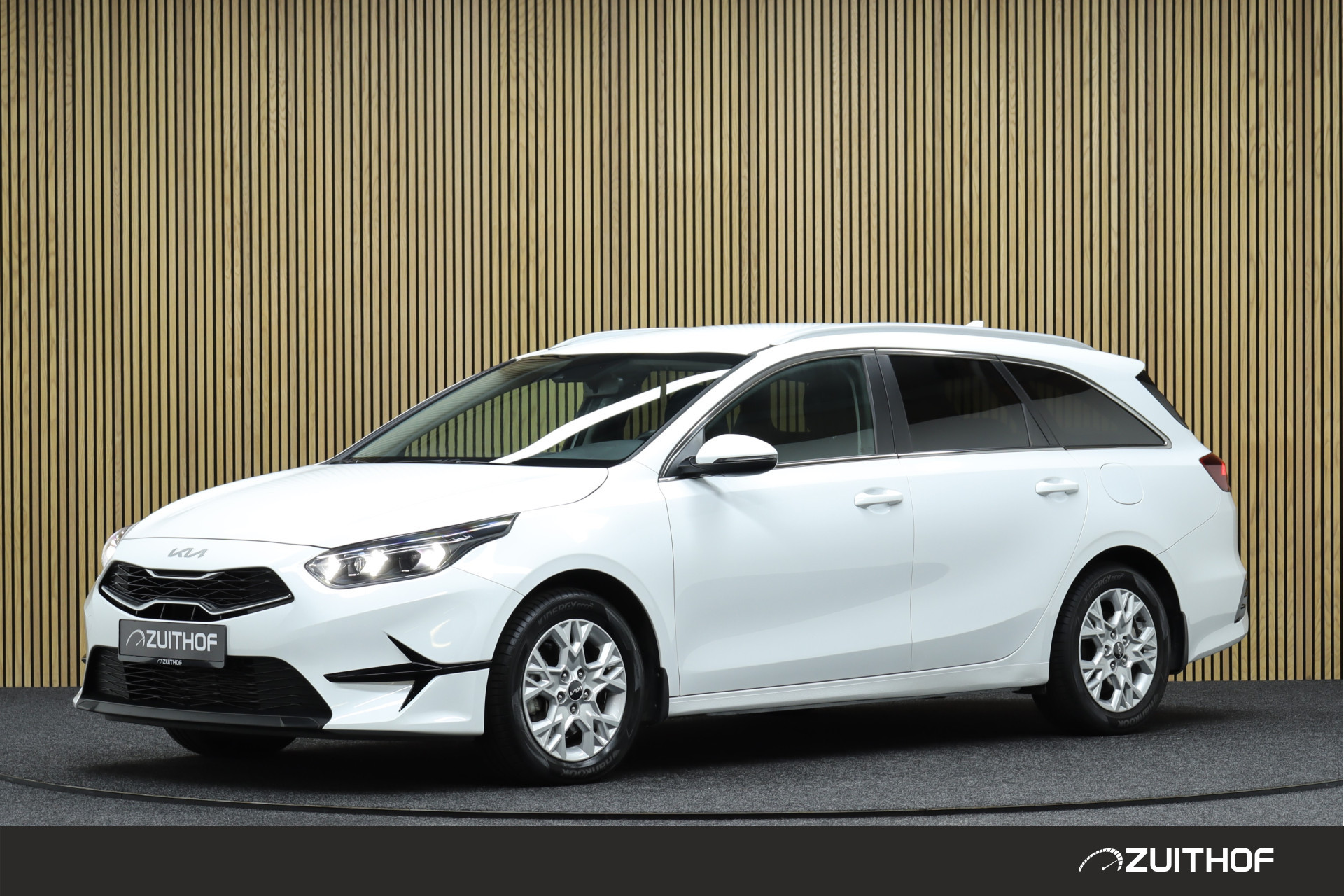 Kia Ceed Sportswagon 1.5 T-GDi Automaat DynamicPlusLine | Adaptive Cruise | Full Led | Camera | Maps Navigatie