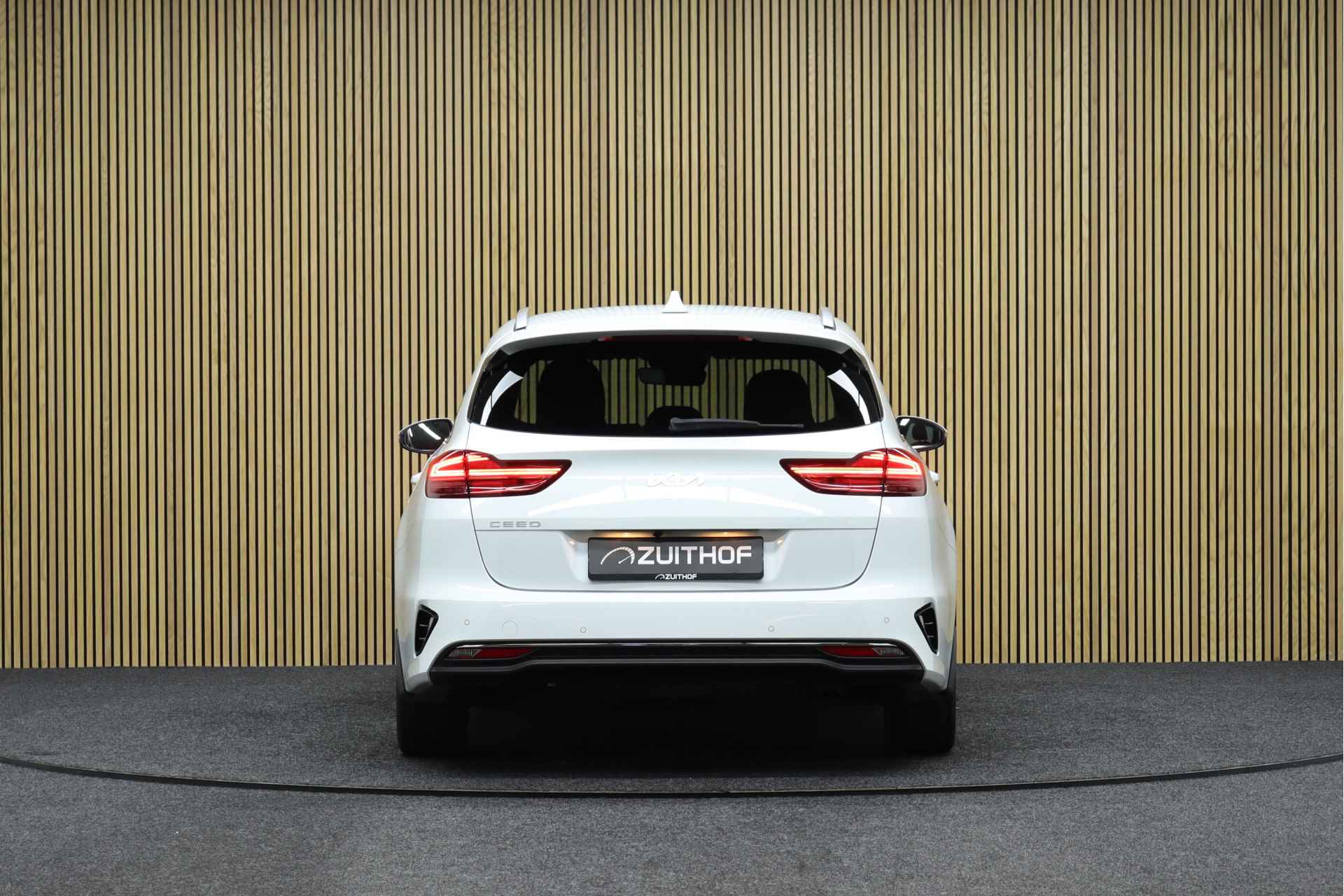 Kia Ceed Sportswagon 1.5 T-GDi Automaat DynamicPlusLine | Adaptive Cruise | Full Led | Camera | Maps Navigatie - 4/33