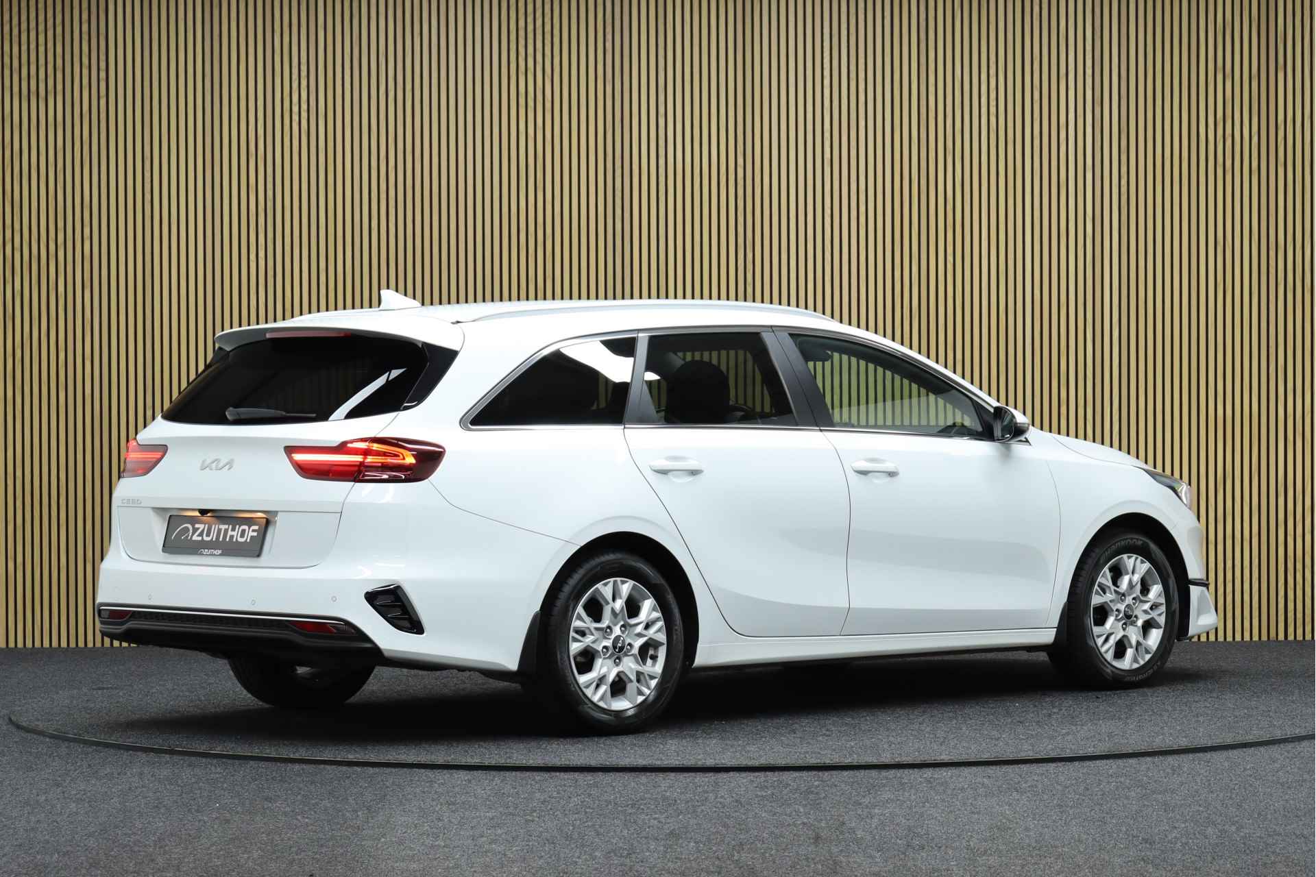 Kia Ceed Sportswagon 1.5 T-GDi Automaat DynamicPlusLine | Adaptive Cruise | Full Led | Camera | Maps Navigatie - 6/33