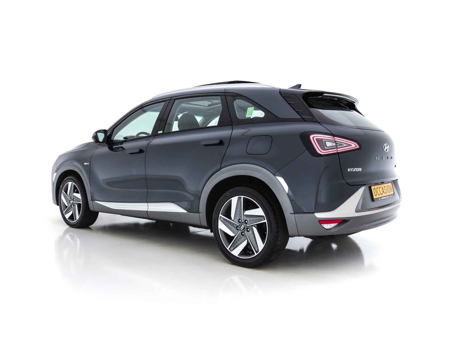 Hyundai NEXO FCEV Plus Pack (INCL-BTW) (WATERSTOF) *PANO | NAPPA-FULL-LEATHER | NAVI-FULLMAP | ADAPT.CRUISE |  FULL-LED | KEYLESS | DAB |  KRELL-AUDIO | DIGI-WIDESCREEN-COCKPIT | SURROUND-VIEW | SHIFT-PADDLES | COMFORT- - 4/39