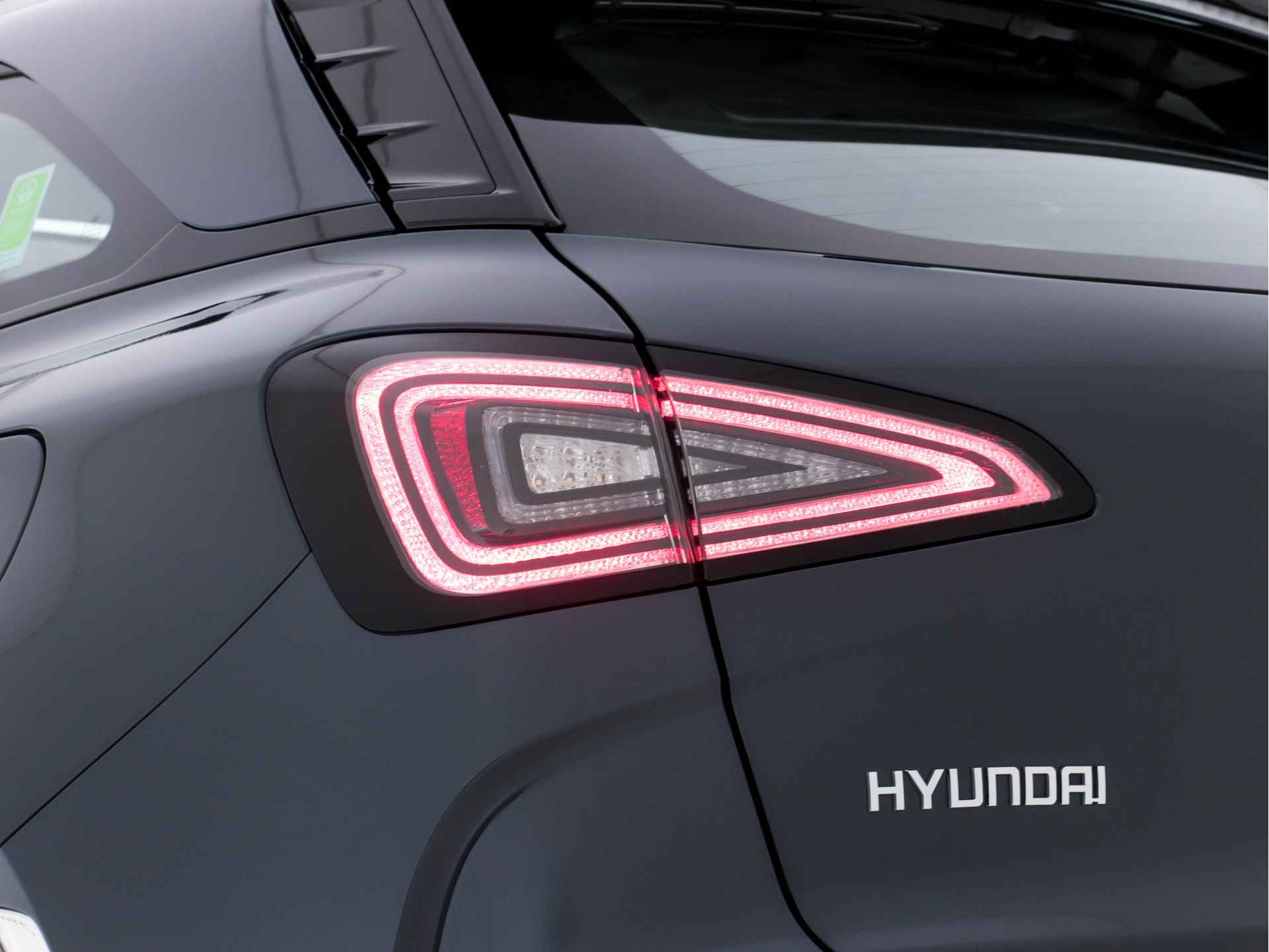 Hyundai NEXO FCEV Plus Pack (INCL-BTW) (WATERSTOF) *PANO | NAPPA-FULL-LEATHER | NAVI-FULLMAP | ADAPT.CRUISE |  FULL-LED | KEYLESS | DAB |  KRELL-AUDIO | DIGI-WIDESCREEN-COCKPIT | SURROUND-VIEW | SHIFT-PADDLES | COMFORT- - 36/39