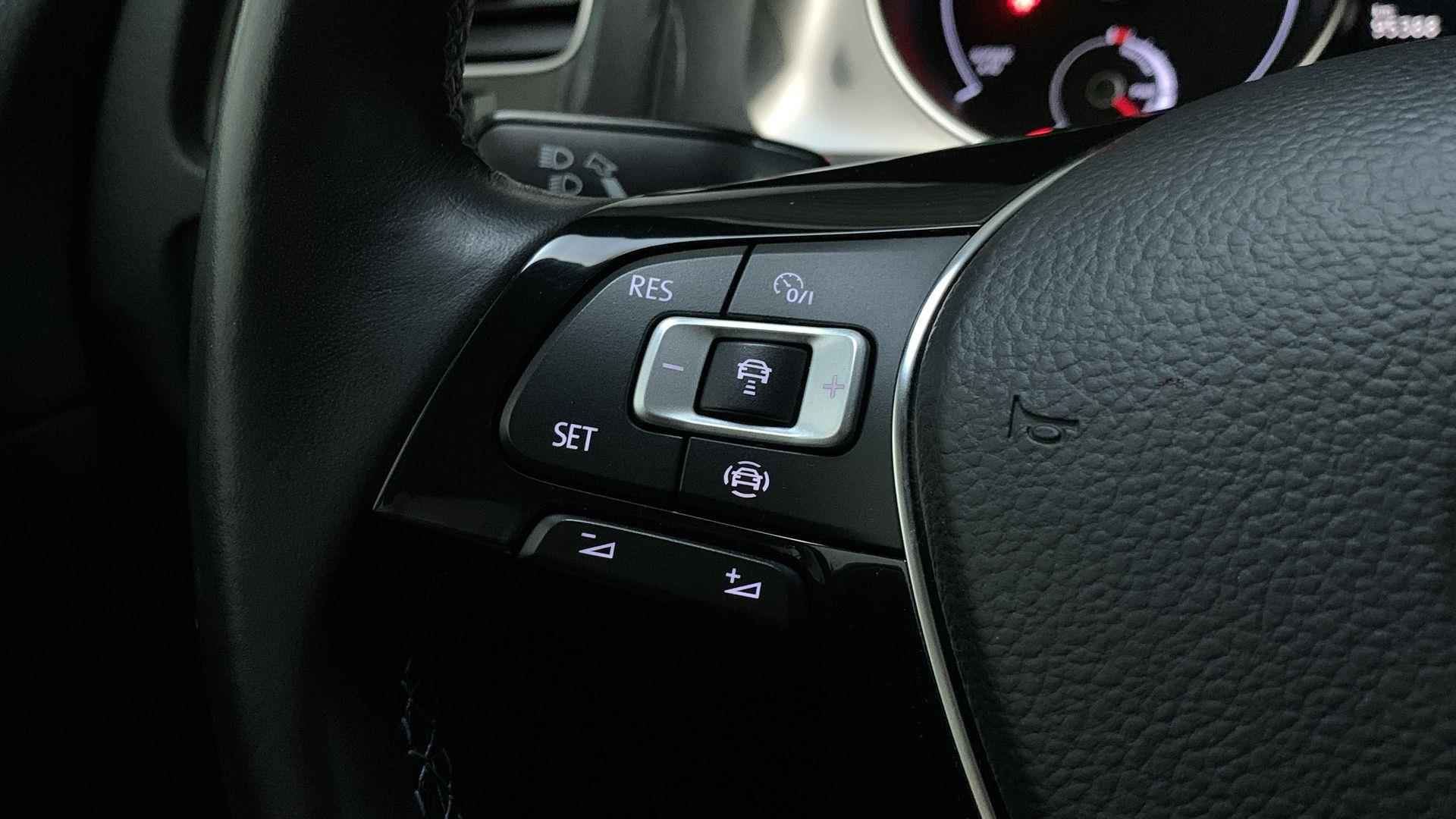Volkswagen E-Golf Navigatie Parkeersensoren App-Connect - 8/27