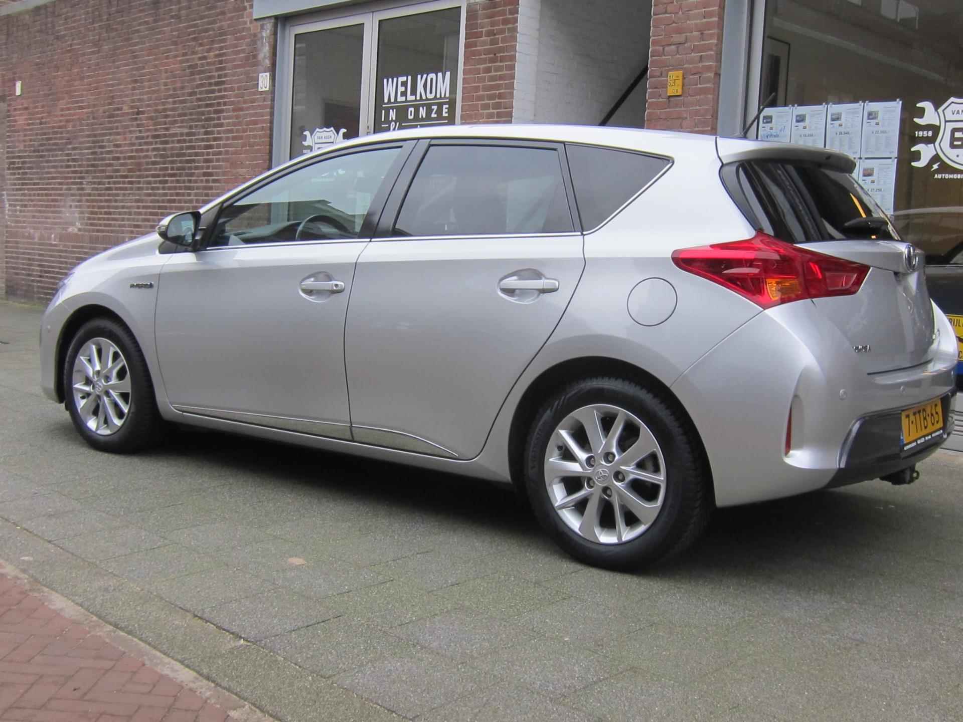 Toyota Auris 1.8 Hybrid Lease+ All In Prijs Bovaggarantie Trekhaak Navi - 5/34