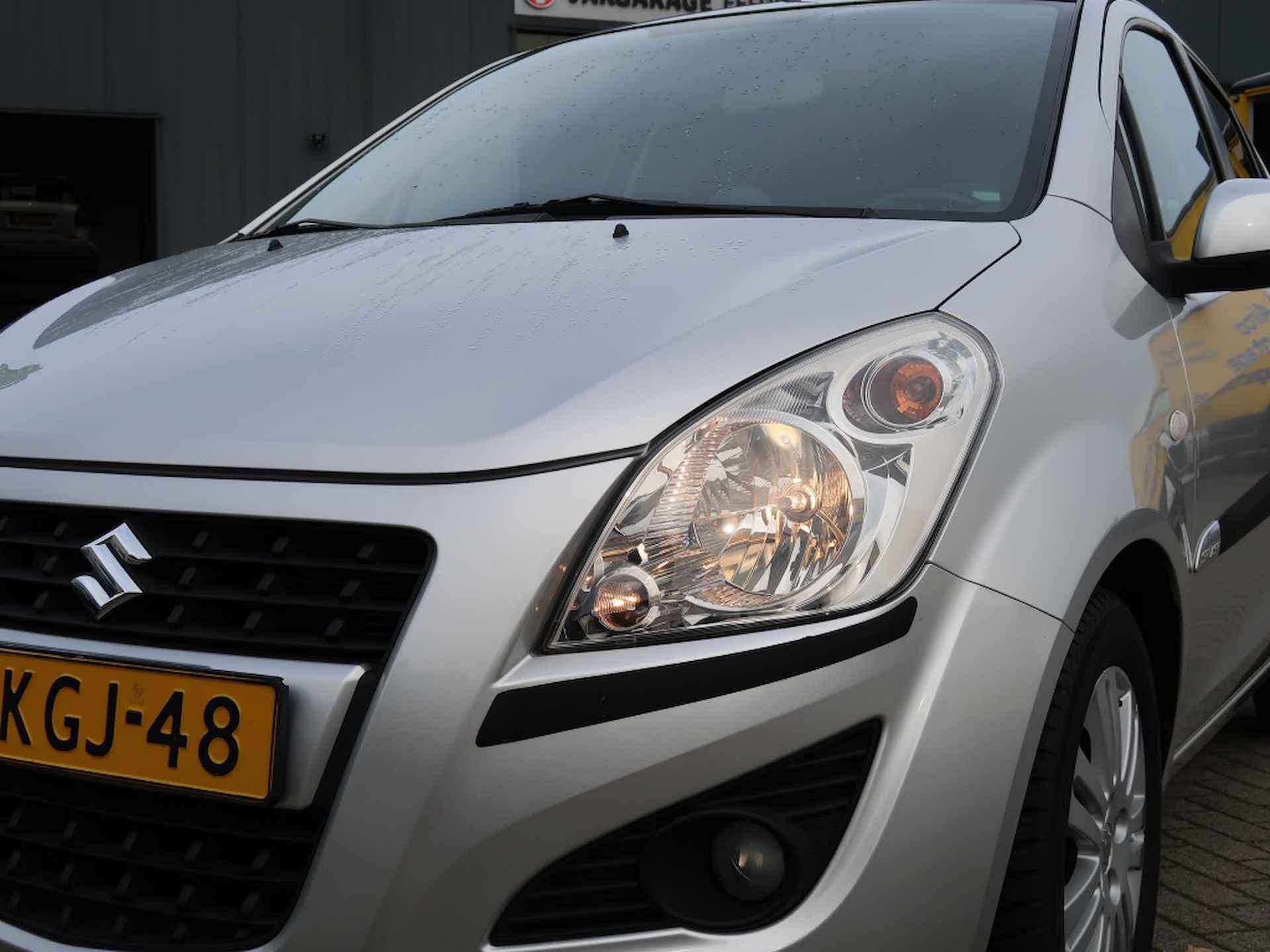 Suzuki Splash 1.2 Exclusive EASSS - 23/24