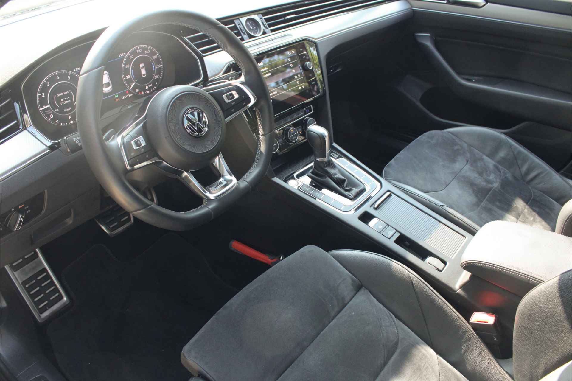 Volkswagen Arteon 1.5TSi Aut. Business R-Line | Pano | Virtual | - 12/36