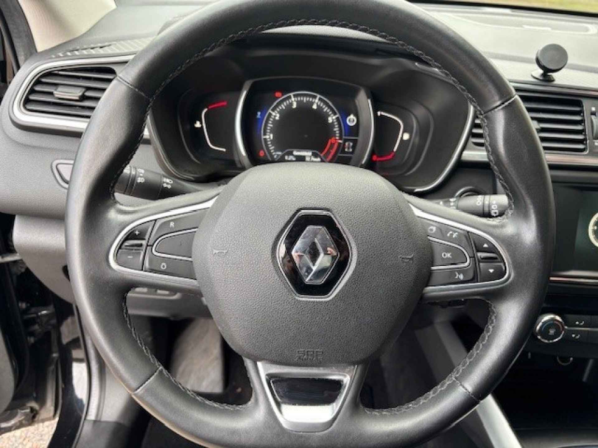 RENAULT Kadjar 1.2 TCe Bose, Clima, Navi, DAB, LED, 19 inch, trekhaak - 22/42