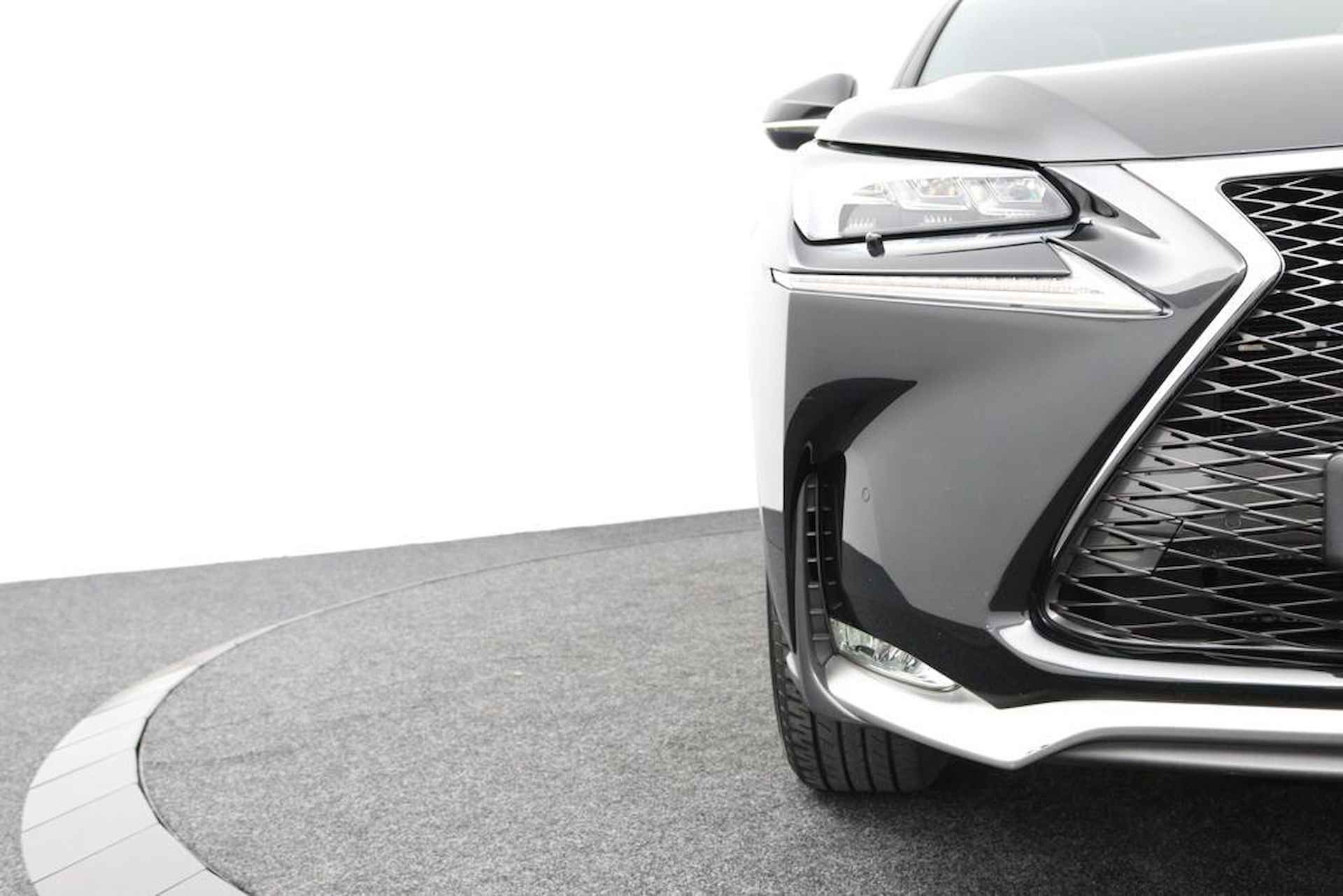 Lexus NX 300h AWD F Sport Line  | Elektrisch glazen schuif-/kanteldak | - 34/46