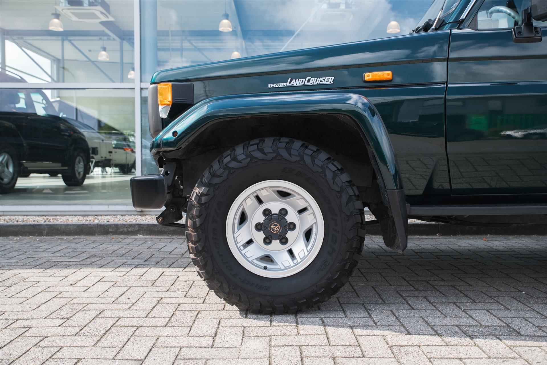 Toyota Landcruiser 70 4.2 VX FRP SHD | Gerestaureerd - 13/39