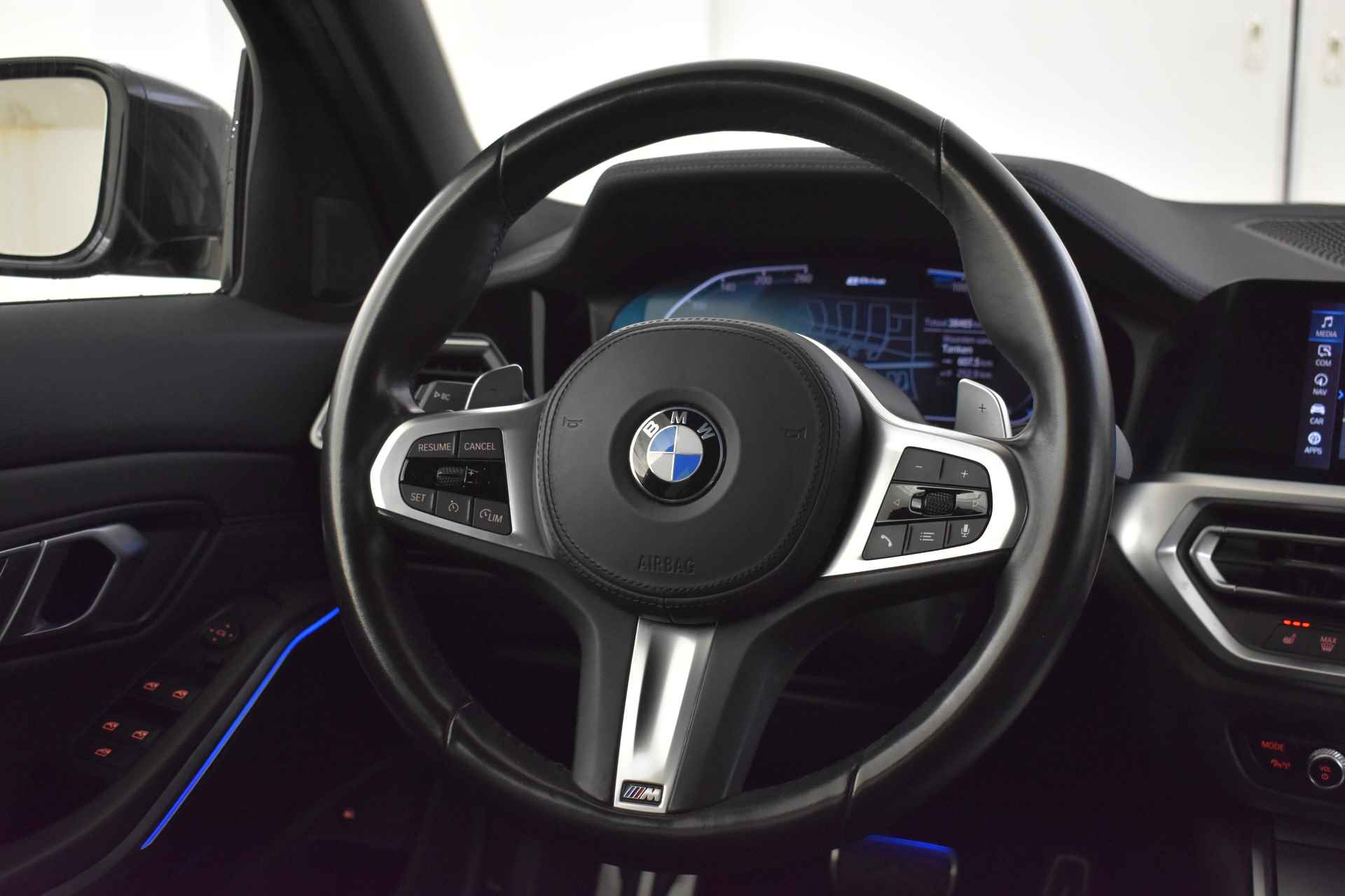 BMW 3-serie 330e High Executive M Sport Automaat / Sportstoelen / LED / Parking Assistant / Head-Up / Stoelverwarming / Live Cockpit Professional / Leder - 21/53