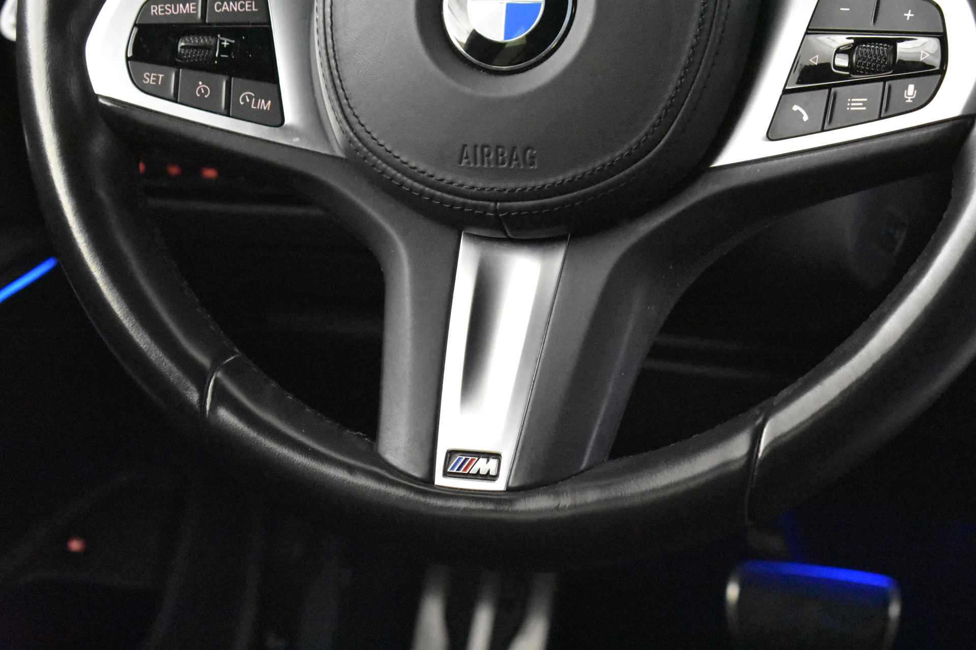 BMW 3-serie 330e High Executive M Sport Automaat / Sportstoelen / LED / Parking Assistant / Head-Up / Stoelverwarming / Live Cockpit Professional / Leder - 24/53