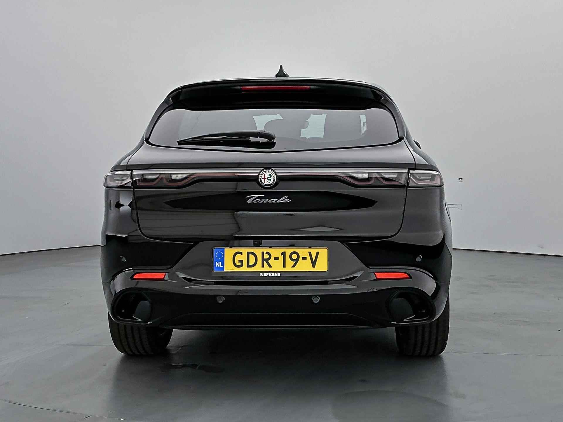 Alfa Romeo Tonale PHEV Sprint Hybride 280pk Automaat | Navi | Camera | Parkeerhulp Voor/Achter | Voorstoelen Verwarmd | Apple Carplay/Android Auto - 8/28