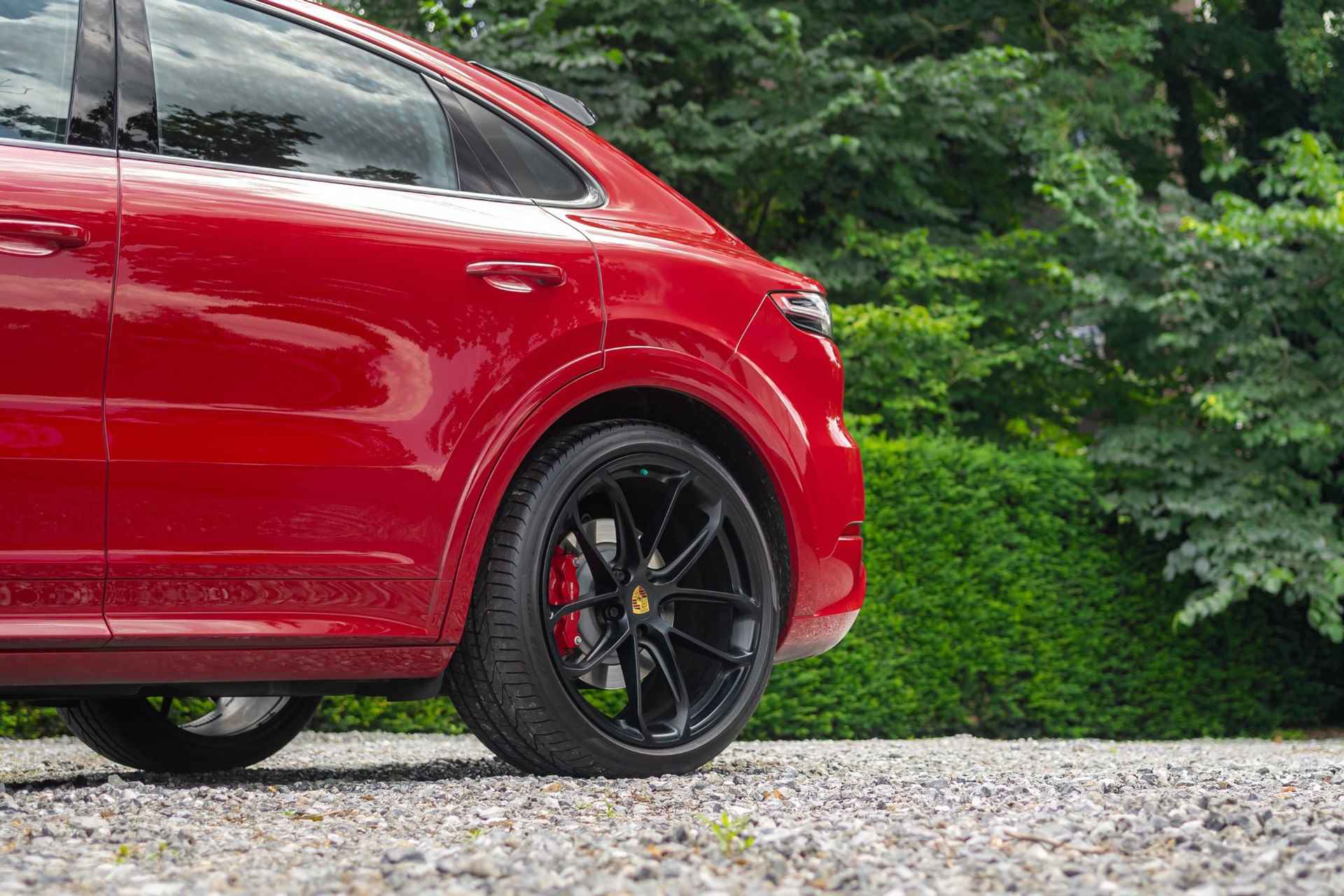 Porsche Cayenne Coupé 4.0 GTS 460pk Leichtbau Carbon *1e eig. - 27/40