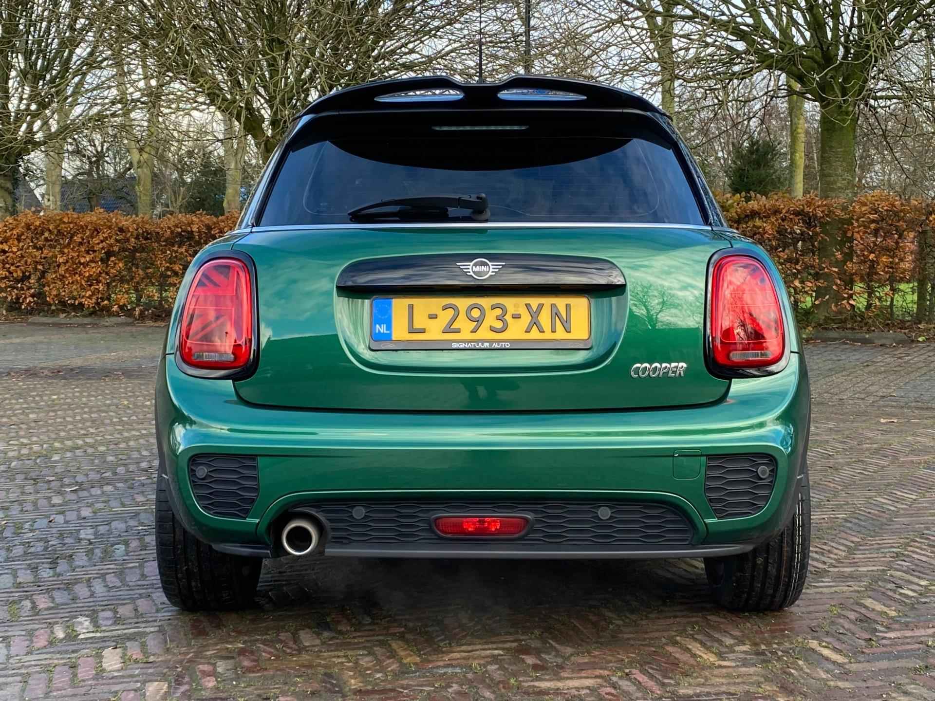 MINI Cooper 1.5 136PK Dalston Edition | PANO | JCW pakket | CarPlay | Garantie - 10/40