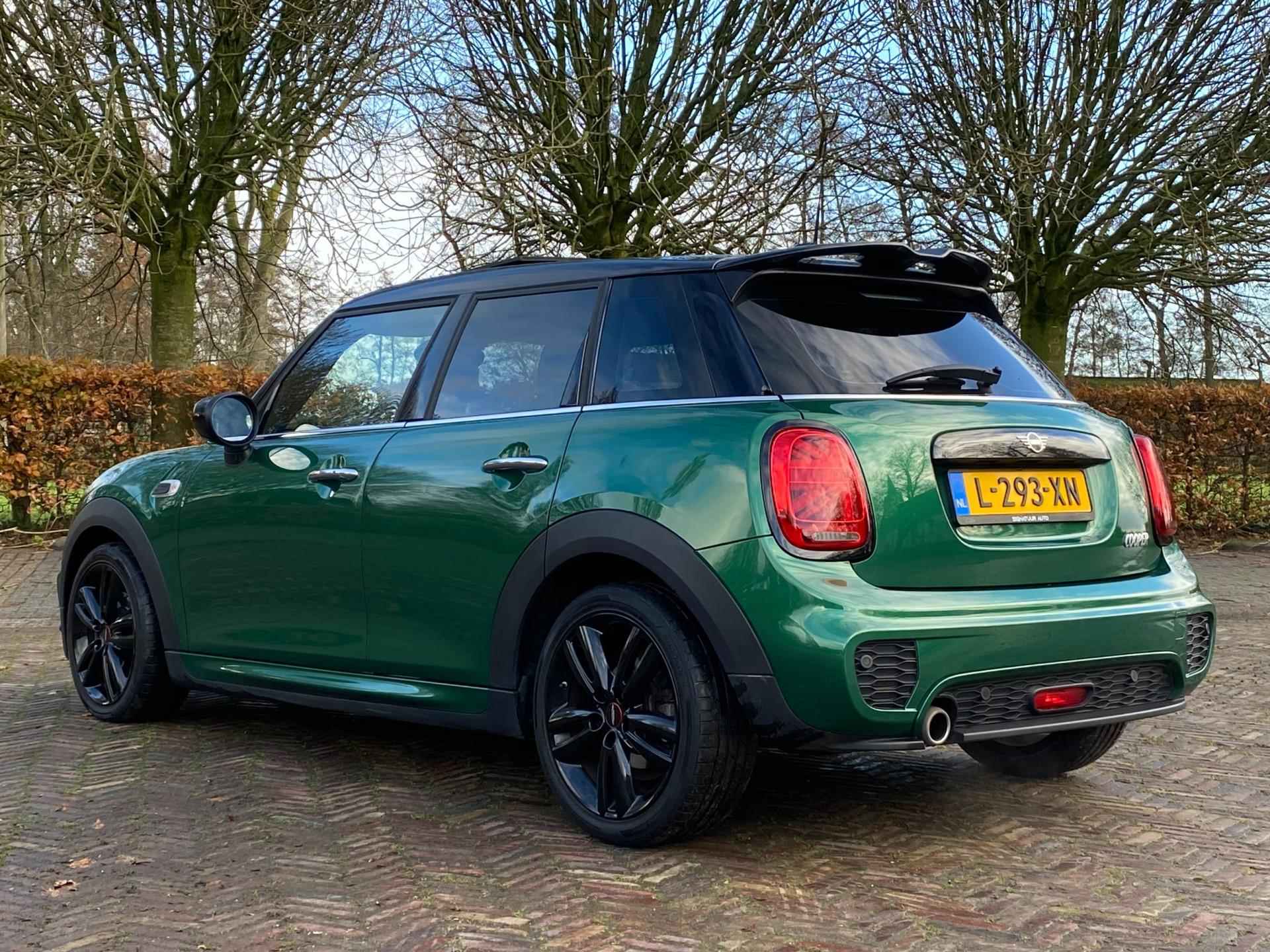 MINI Cooper 1.5 136PK Dalston Edition | PANO | JCW pakket | CarPlay | Garantie - 11/40