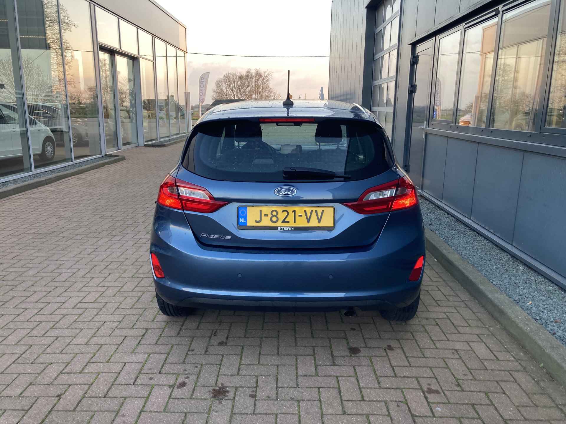 Ford Fiesta 1.0 EcoB. 95pk Titanium 5-drs. CLIMA/CRUISE/CARPLAY/PDC - 5/73