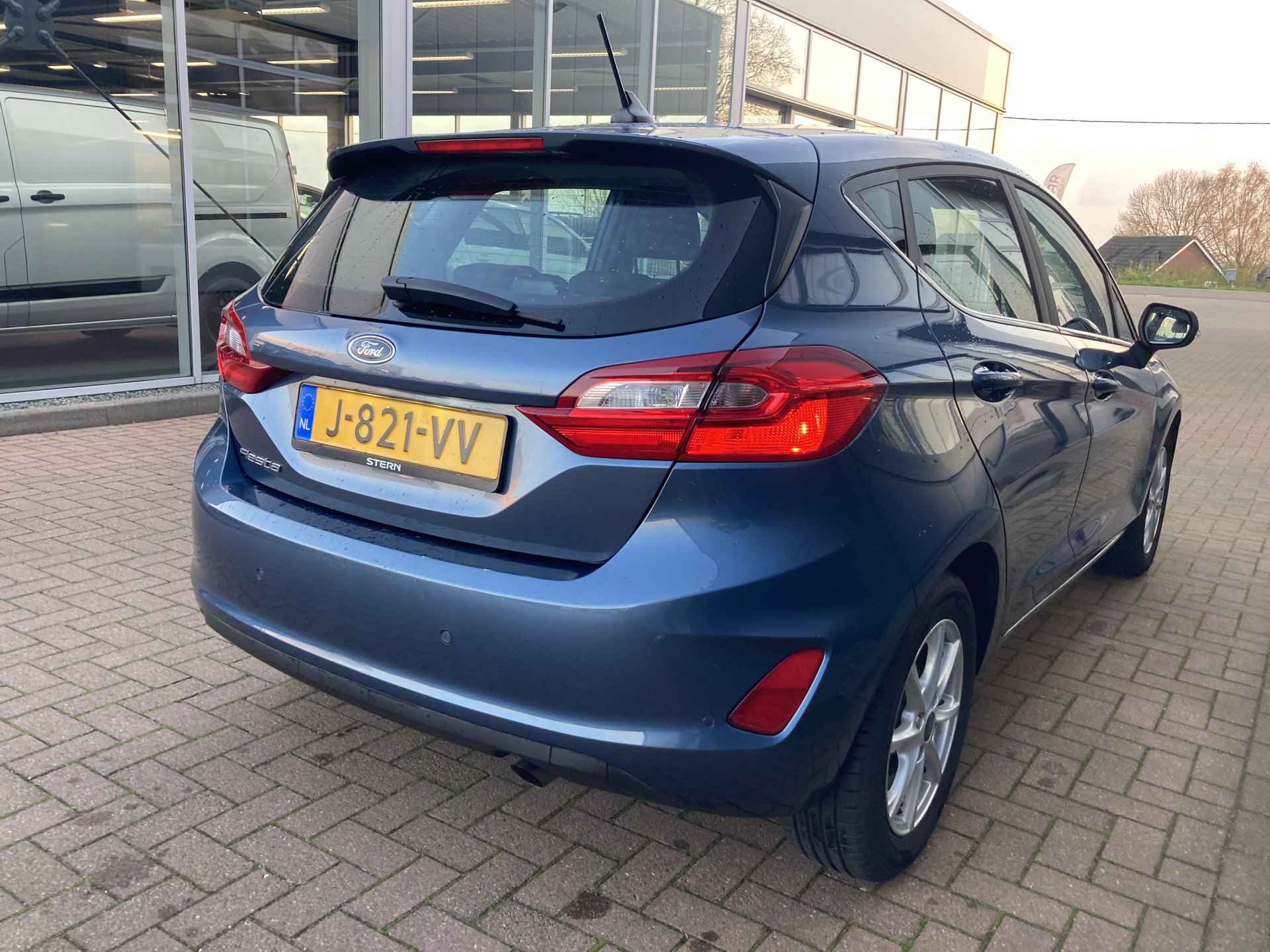 Ford Fiesta 1.0 EcoB. 95pk Titanium 5-drs. CLIMA/CRUISE/CARPLAY/PDC - 6/73