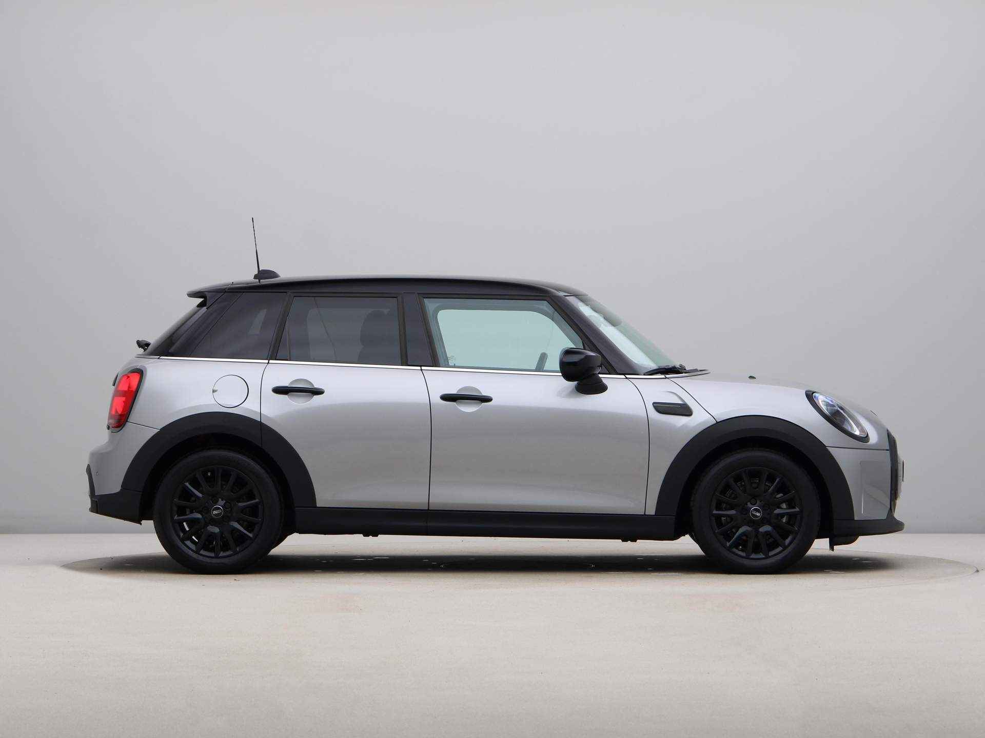 MINI 5-deurs Cooper Camden Edition Aut. - 9/24