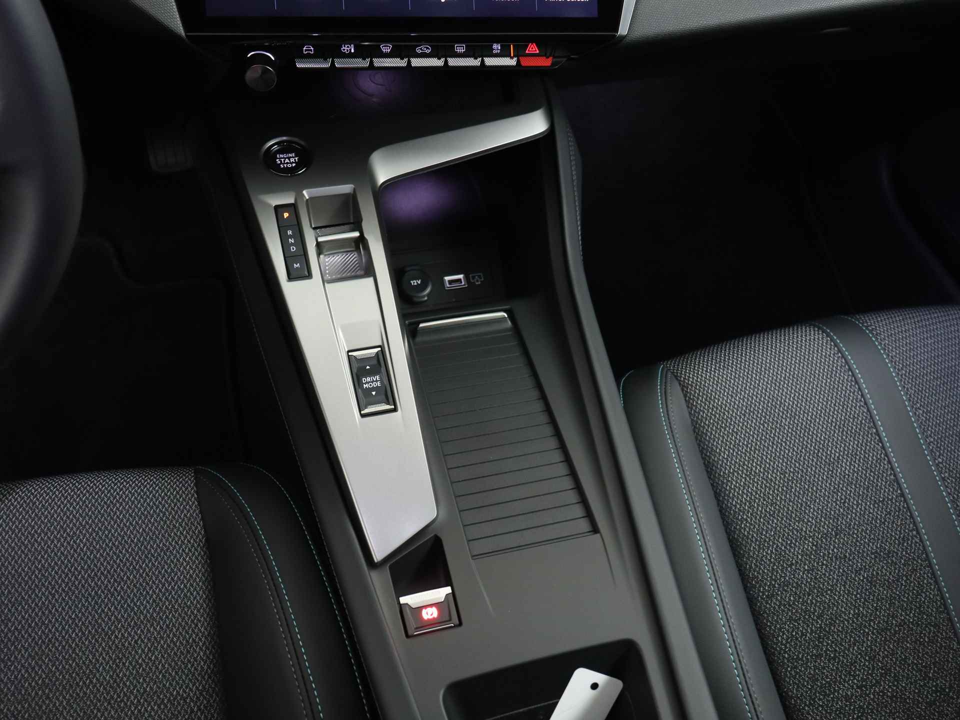Peugeot 308 SW 1.2 PureTech Allure Pack Business | Navi | Camera | Climate | Verhoogd trekvermogen | Adapt. Cruise Control | - 29/37